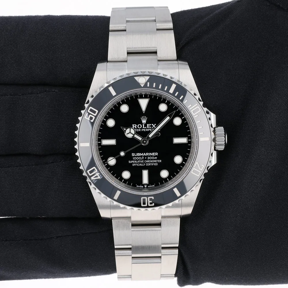 Rolex Submariner 124060-0001 41mm Oystersteel Black 11