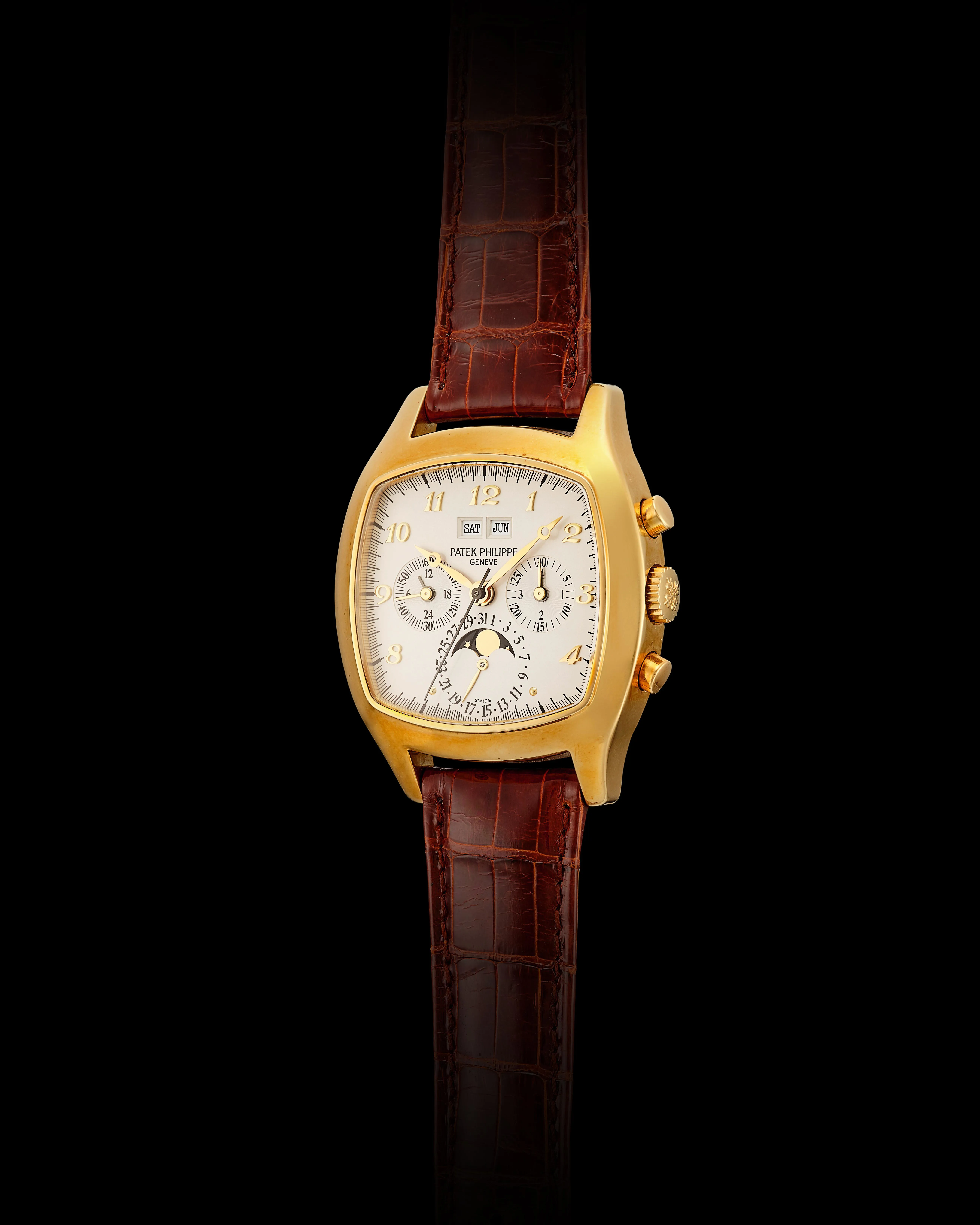 Patek Philippe Perpetual Calendar Chronograph 5020 37mm Yellow gold Silver 5