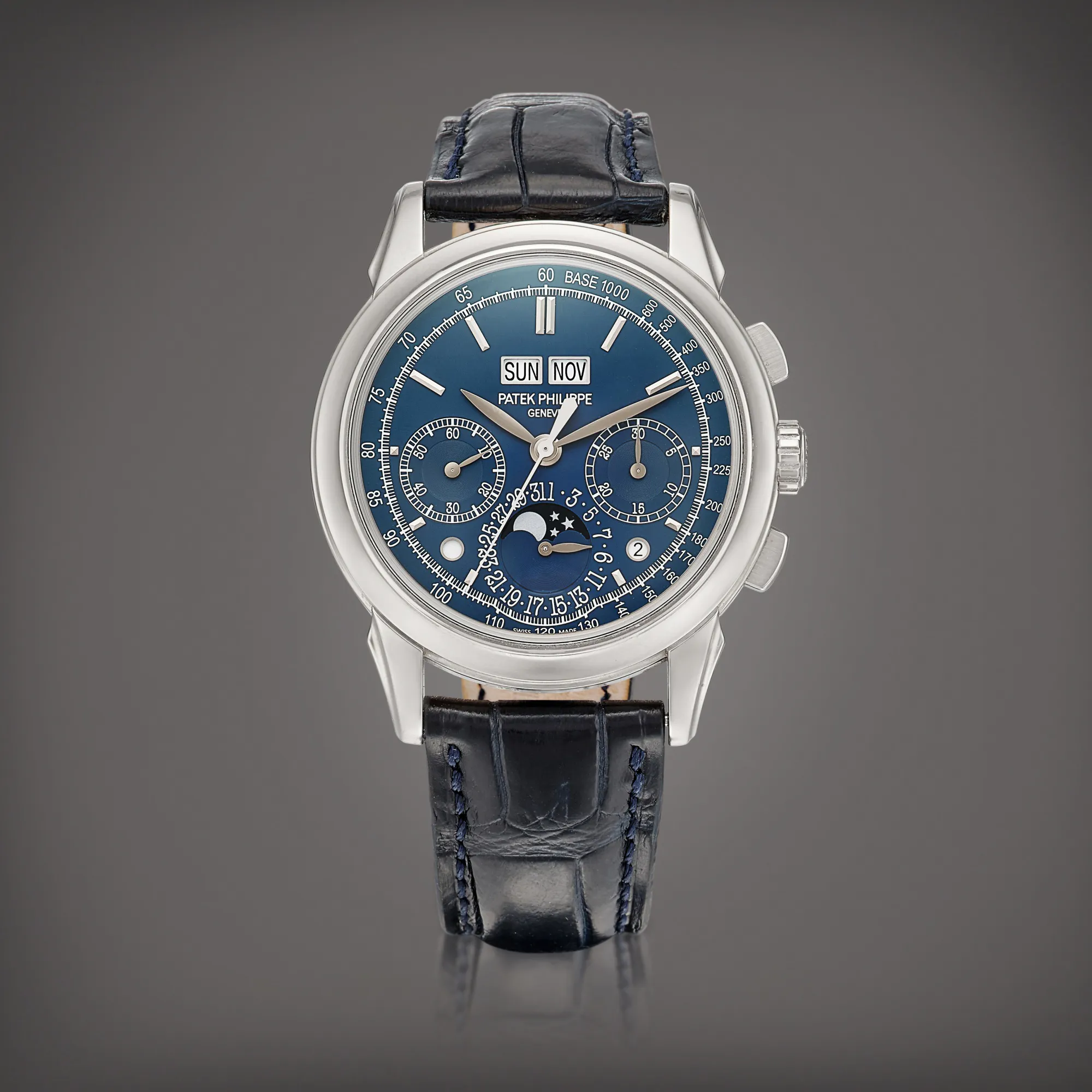 Patek Philippe Perpetual Calendar Chronograph 5270 41mm White gold Blue