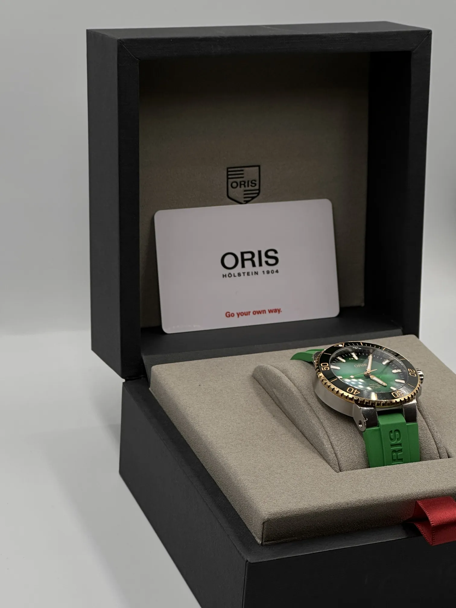 Oris Aquis 01 400 7769 6357-07 4 22 77FC 41.5mm Yellow gold and Stainless steel Green 5