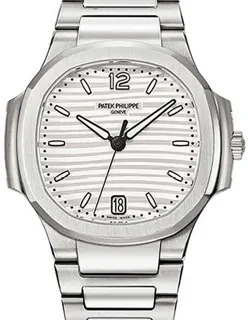 Patek Philippe Nautilus 7118/1A-010 Stainless steel Silver