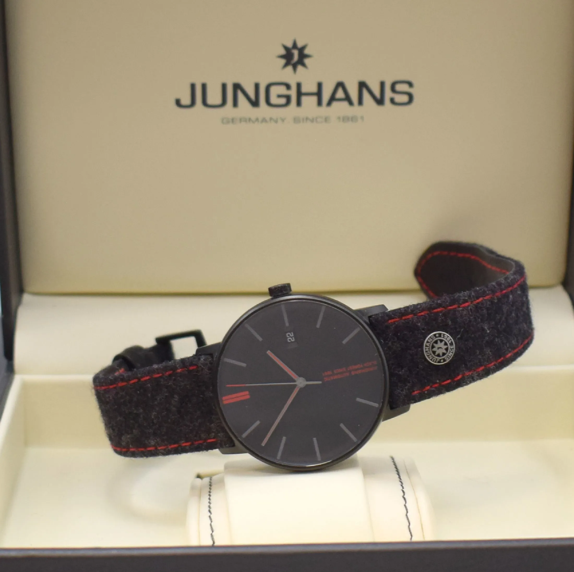 Junghans FORM 27/4131.00 39mm Black pvd-coated stainless steel Black 5