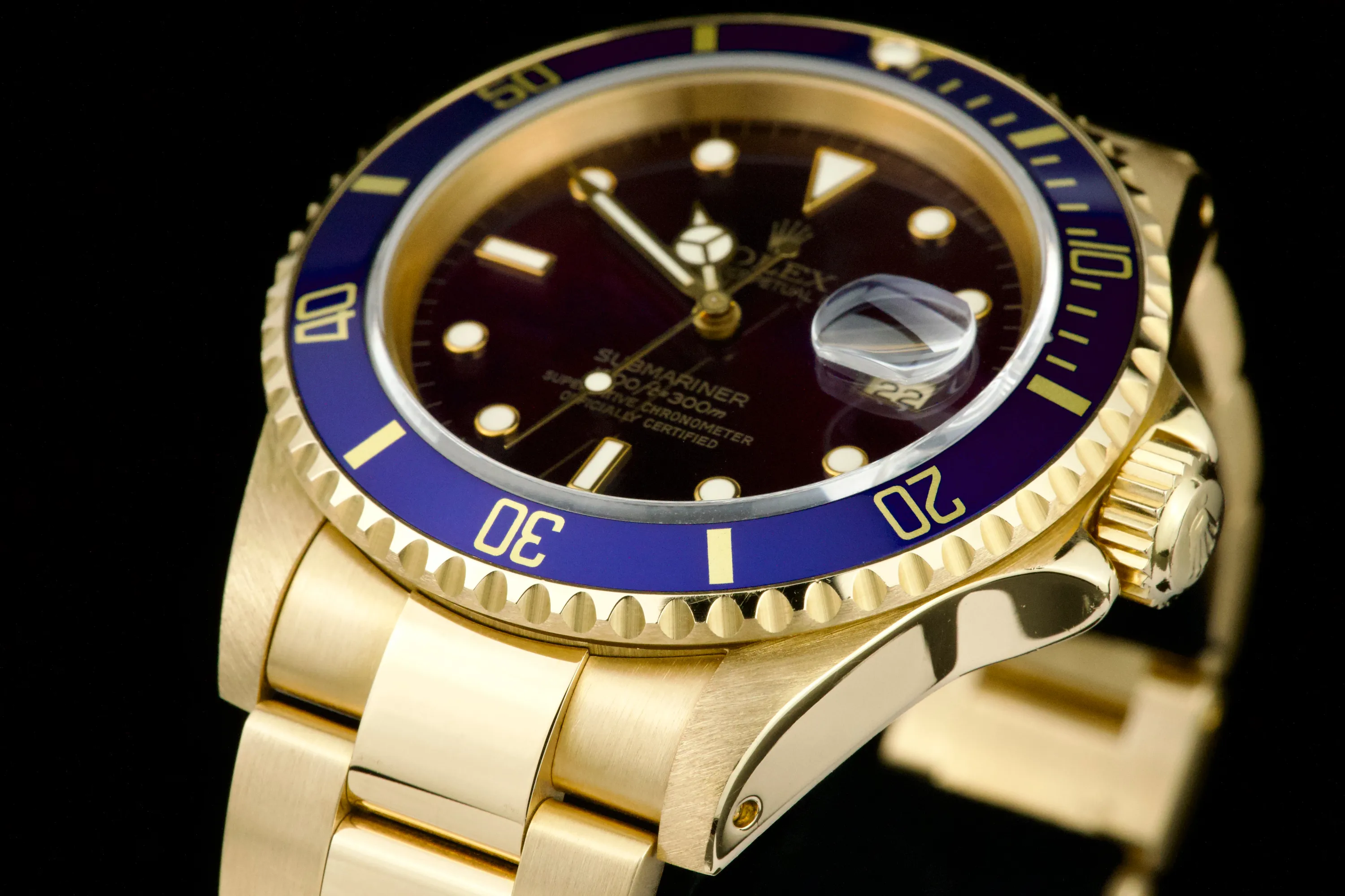 Rolex Submariner 16618 40mm Yellow gold 6