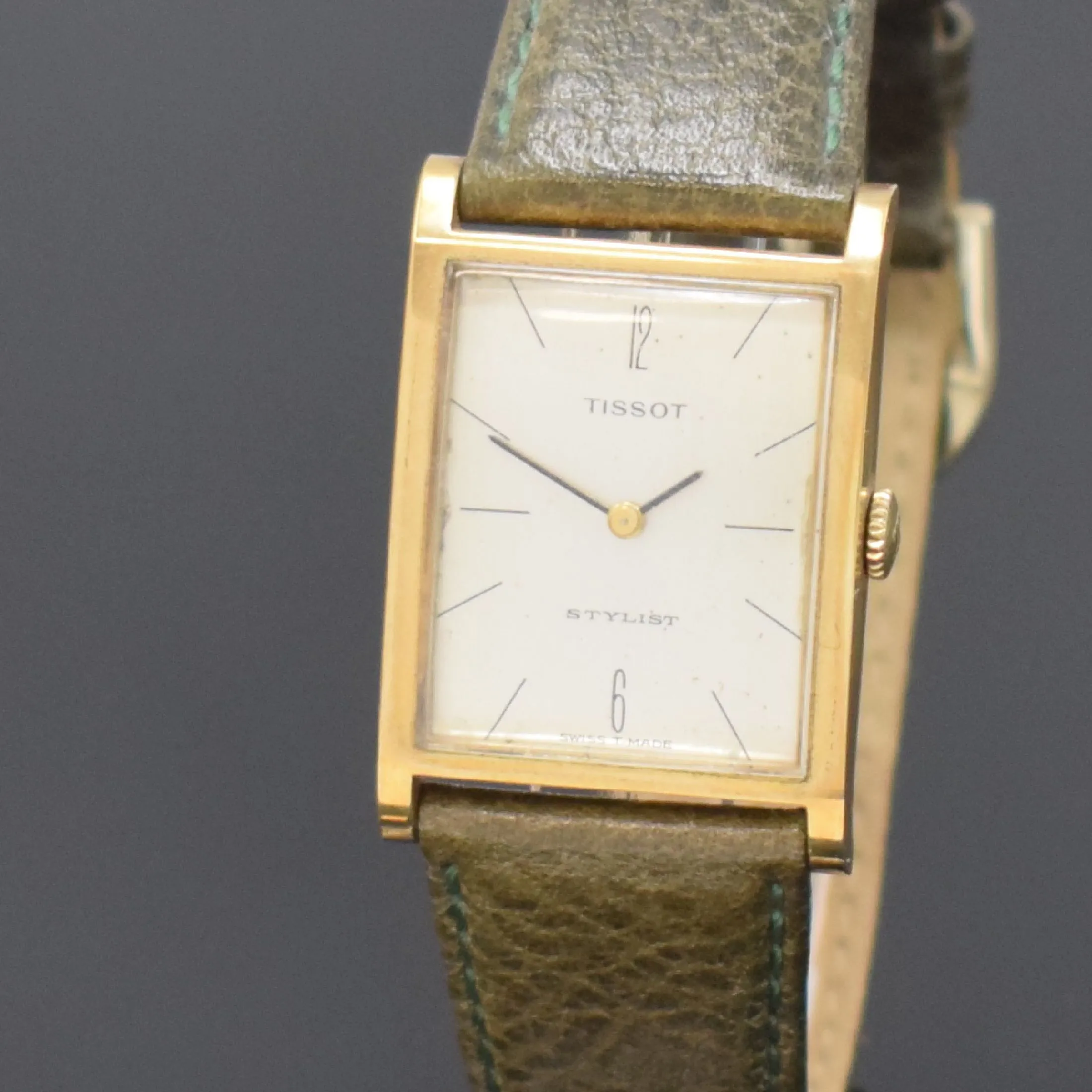 Tissot Stylist 34mm Yellow gold Silver 1