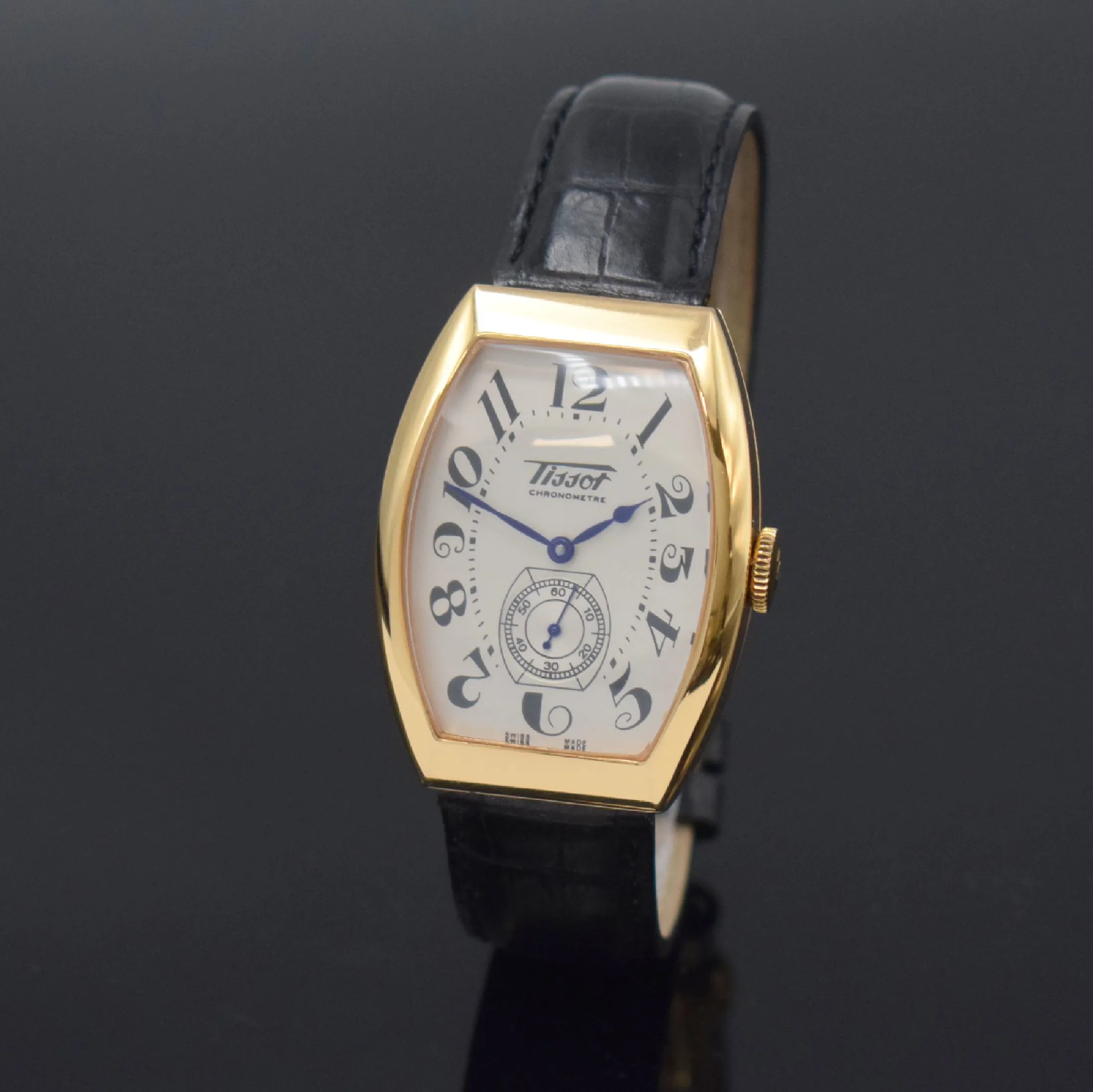 Tissot 42.5mm Yellow gold Silver