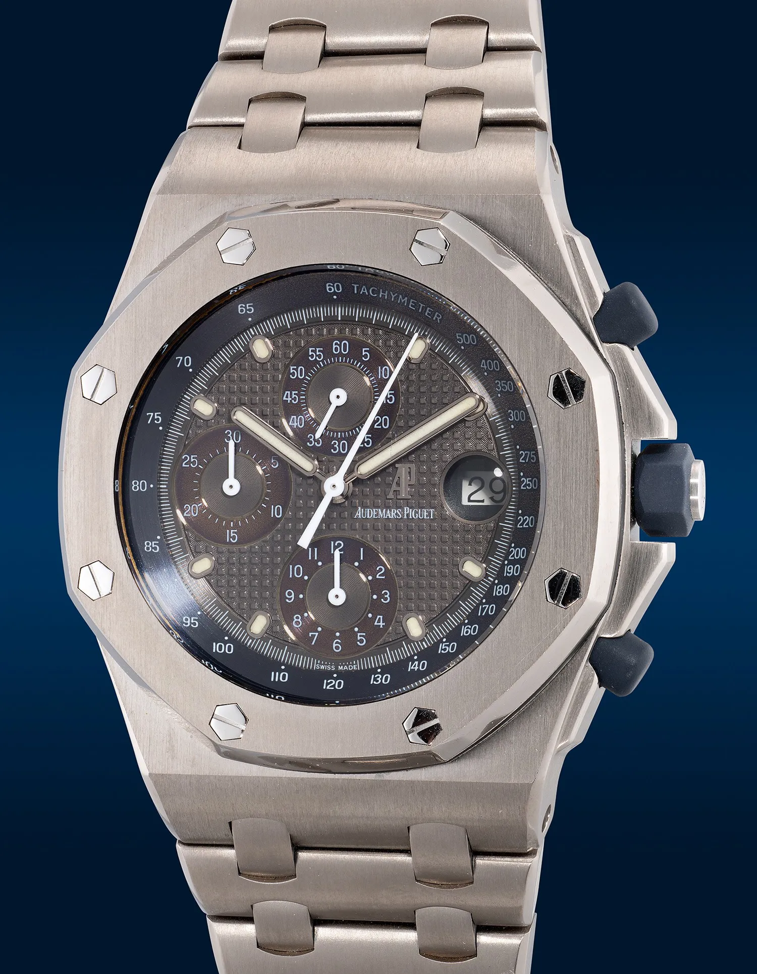 Audemars Piguet Royal Oak Offshore 25721TI.OO.1000TI.01 42mm Titanium Gray