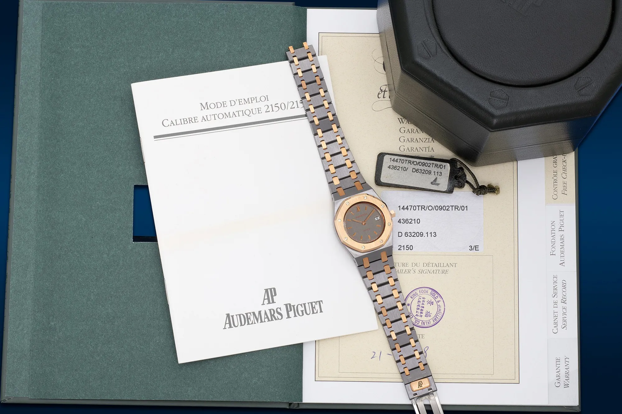 Audemars Piguet Royal Oak 14470TR.O.0902TR.01 30mm Rose gold and Tantalum Gray 1