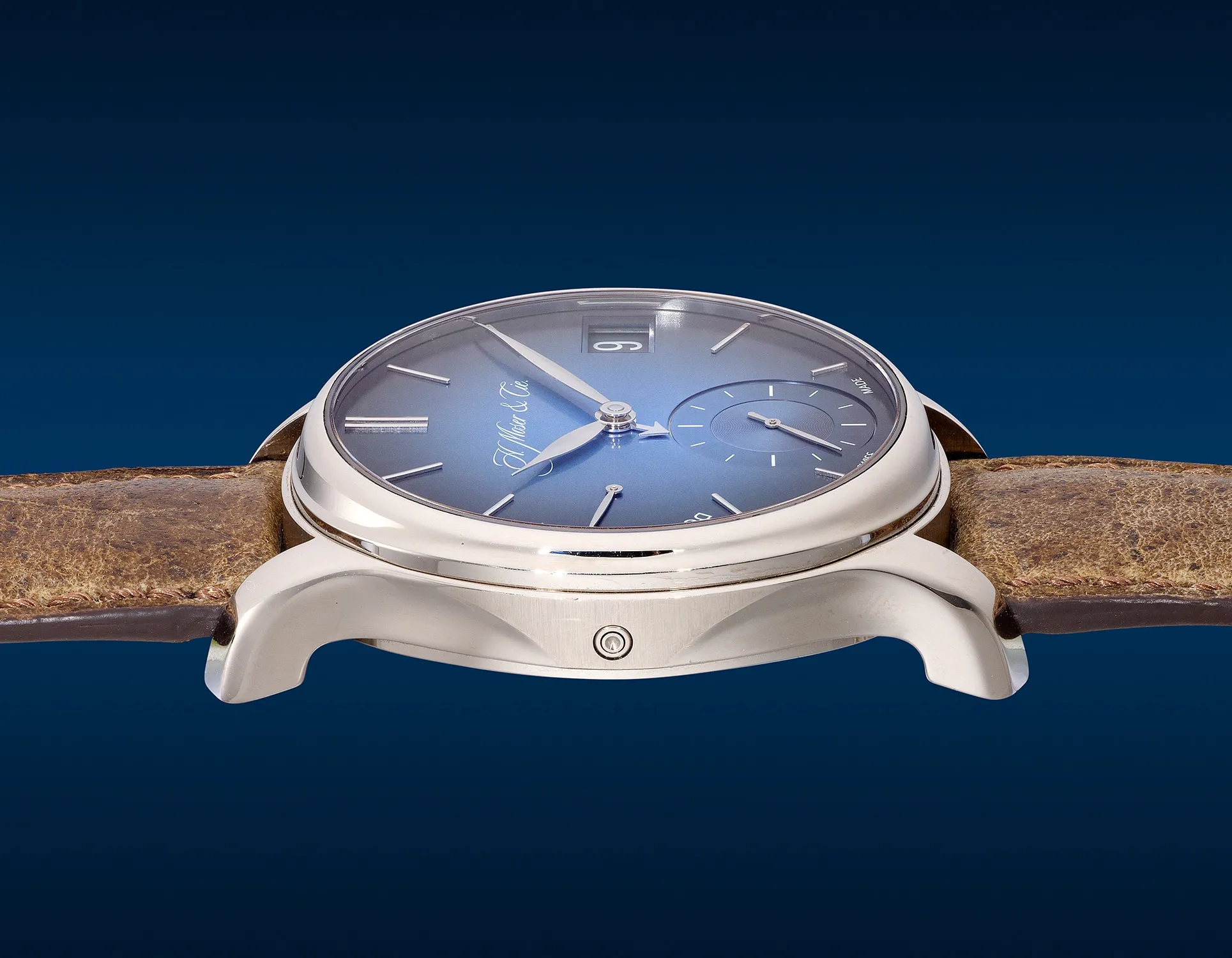 H. Moser & Cie. Endeavour Perpetual Calendar 41mm White gold Blue 4