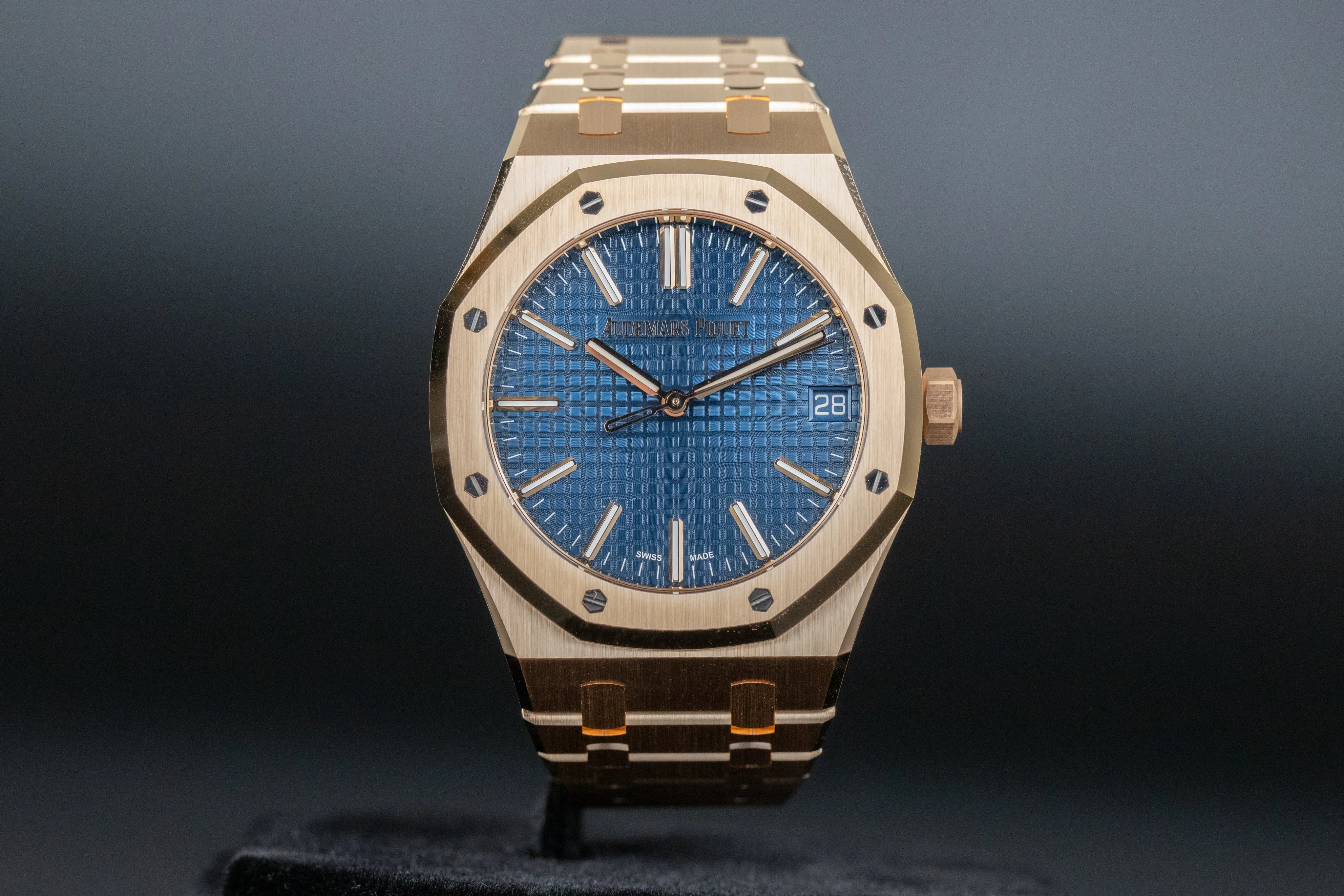 Audemars Piguet Royal Oak 15510OR 41mm Rose gold Blue