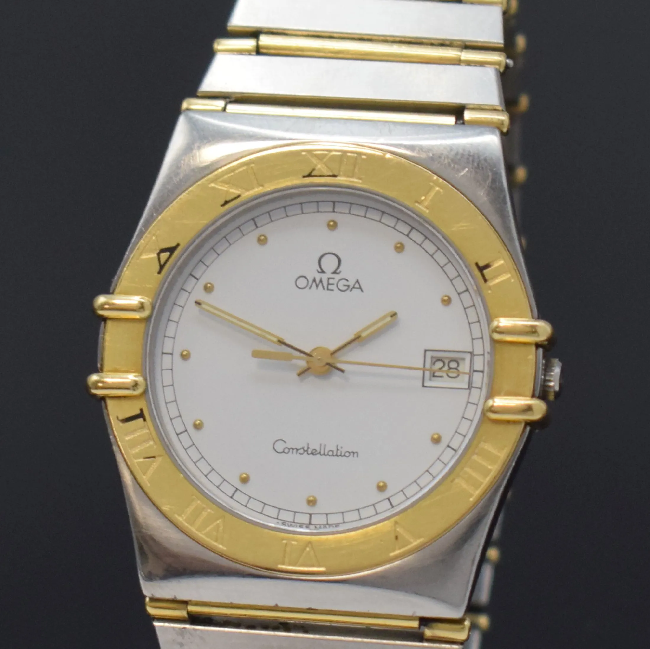 Omega Constellation 396.1070 / 396.1080 34mm Yellow gold and stainless steel White 1
