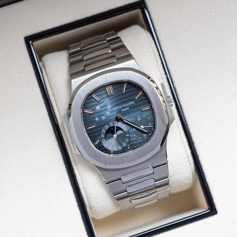 Patek Philippe Nautilus 3712 40mm Stainless steel Blue 9