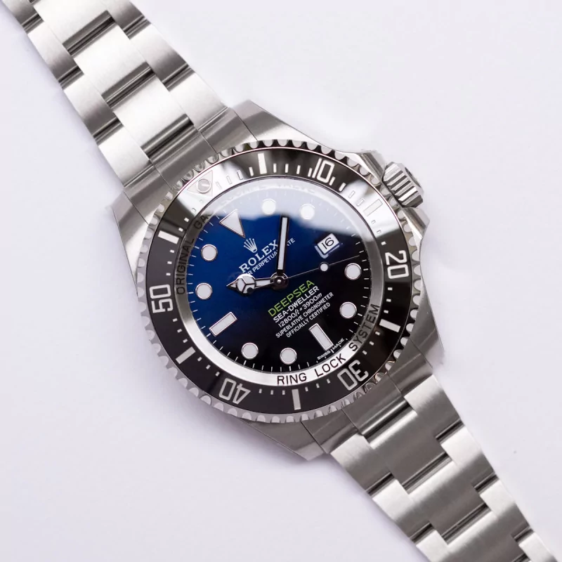 Rolex Sea-Dweller 116660 D 44mm Stainless steel Blue 4