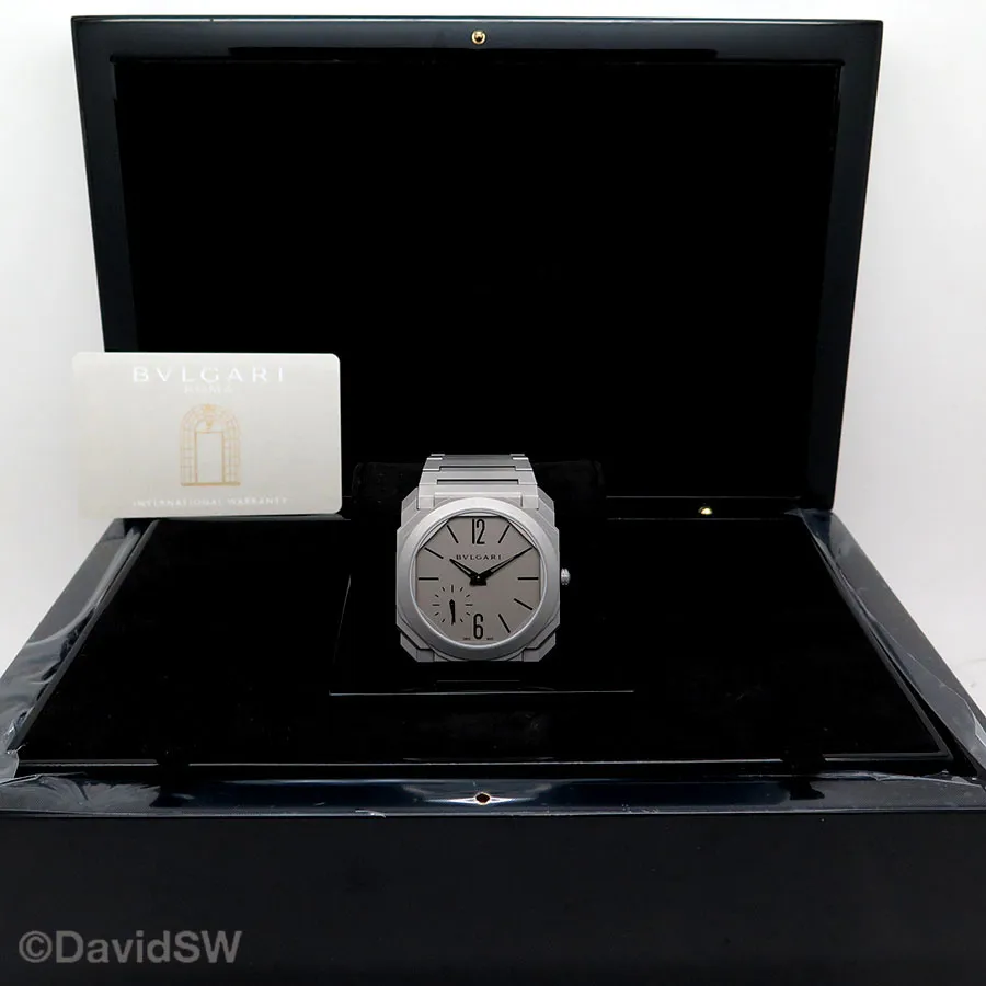 Bulgari Octo 102713 40mm Titanium Gray 1