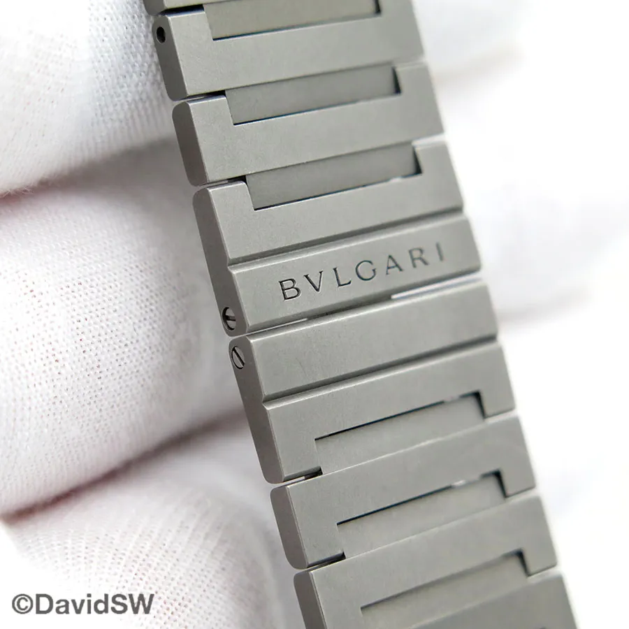 Bulgari Octo 102713 40mm Titanium Gray 7