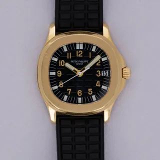 Patek Philippe Aquanaut 5066J-001 Yellow gold Black