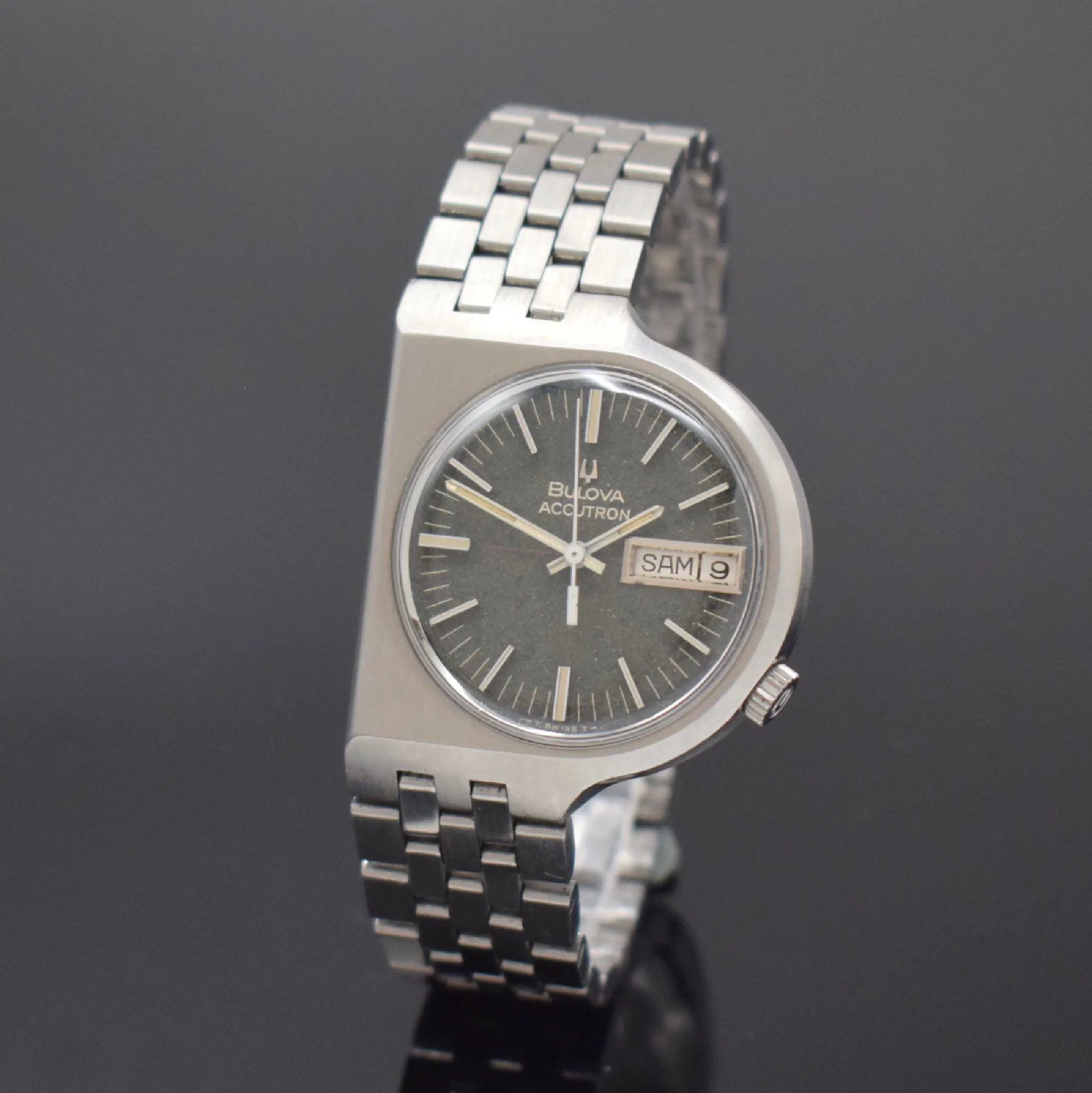 Bulova Accutron 42mm Stainless steel Gray