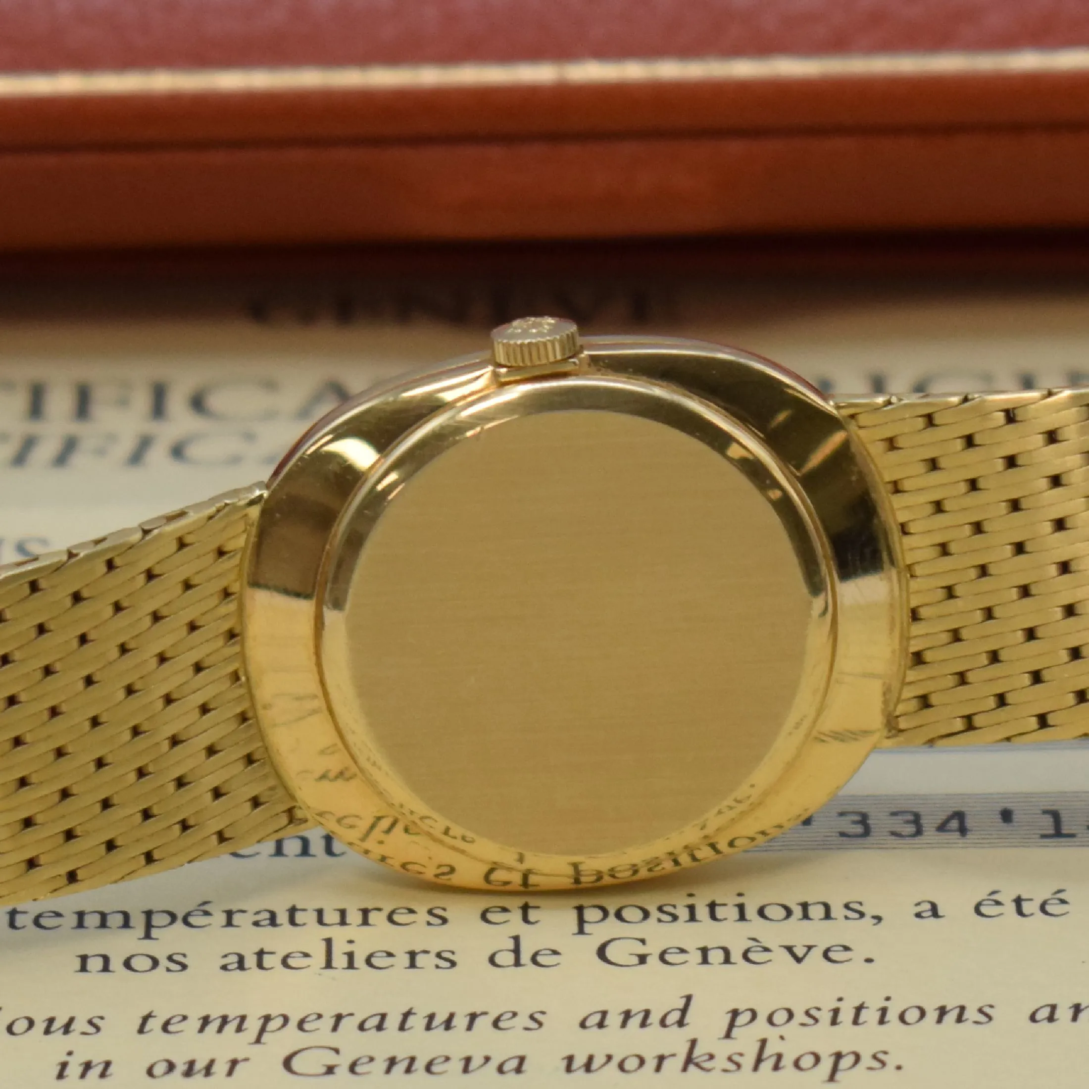 Patek Philippe Golden Ellipse 3748/001 27mm Yellow gold Blue 5