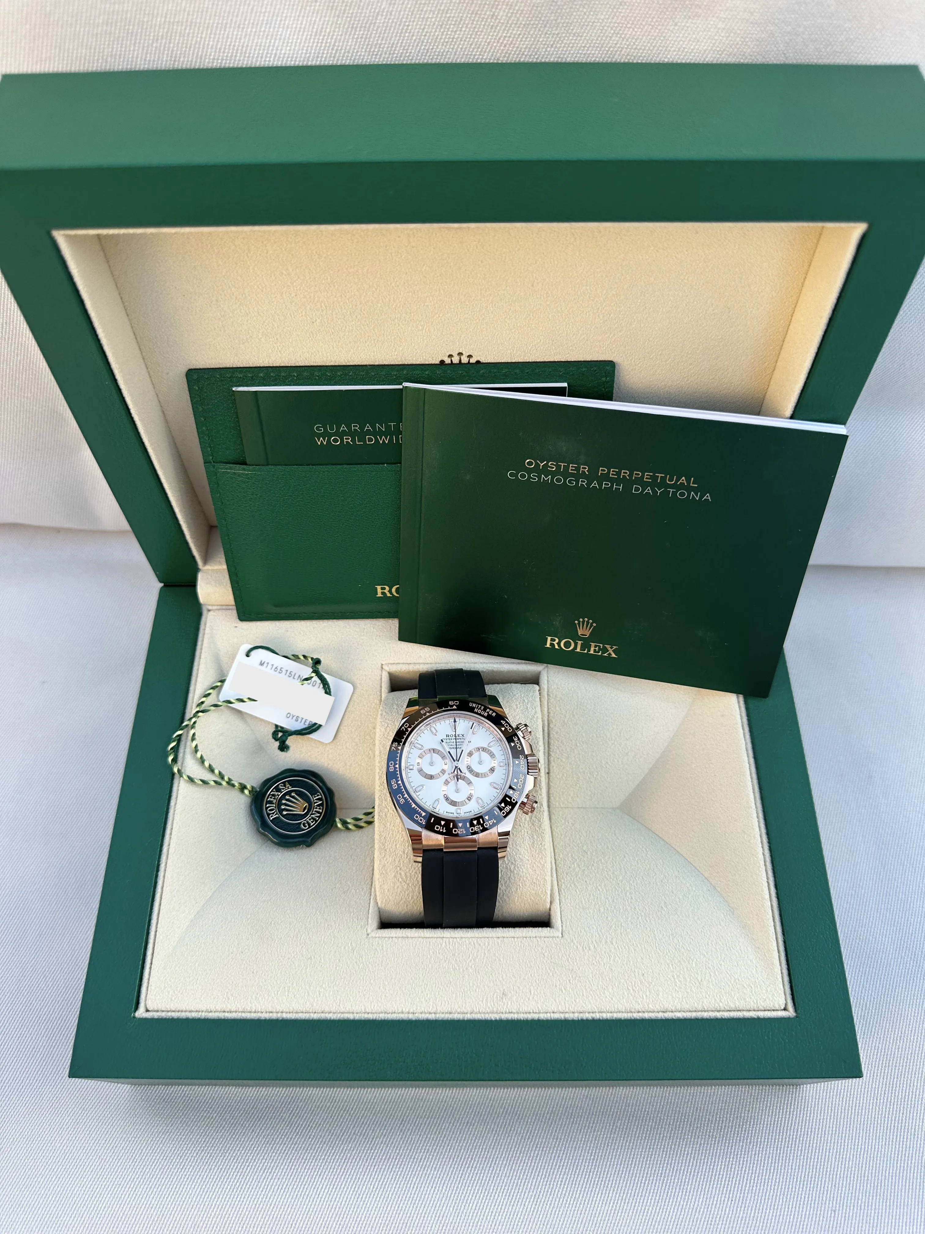 Rolex Daytona 116515ln 40mm Rose gold White 21