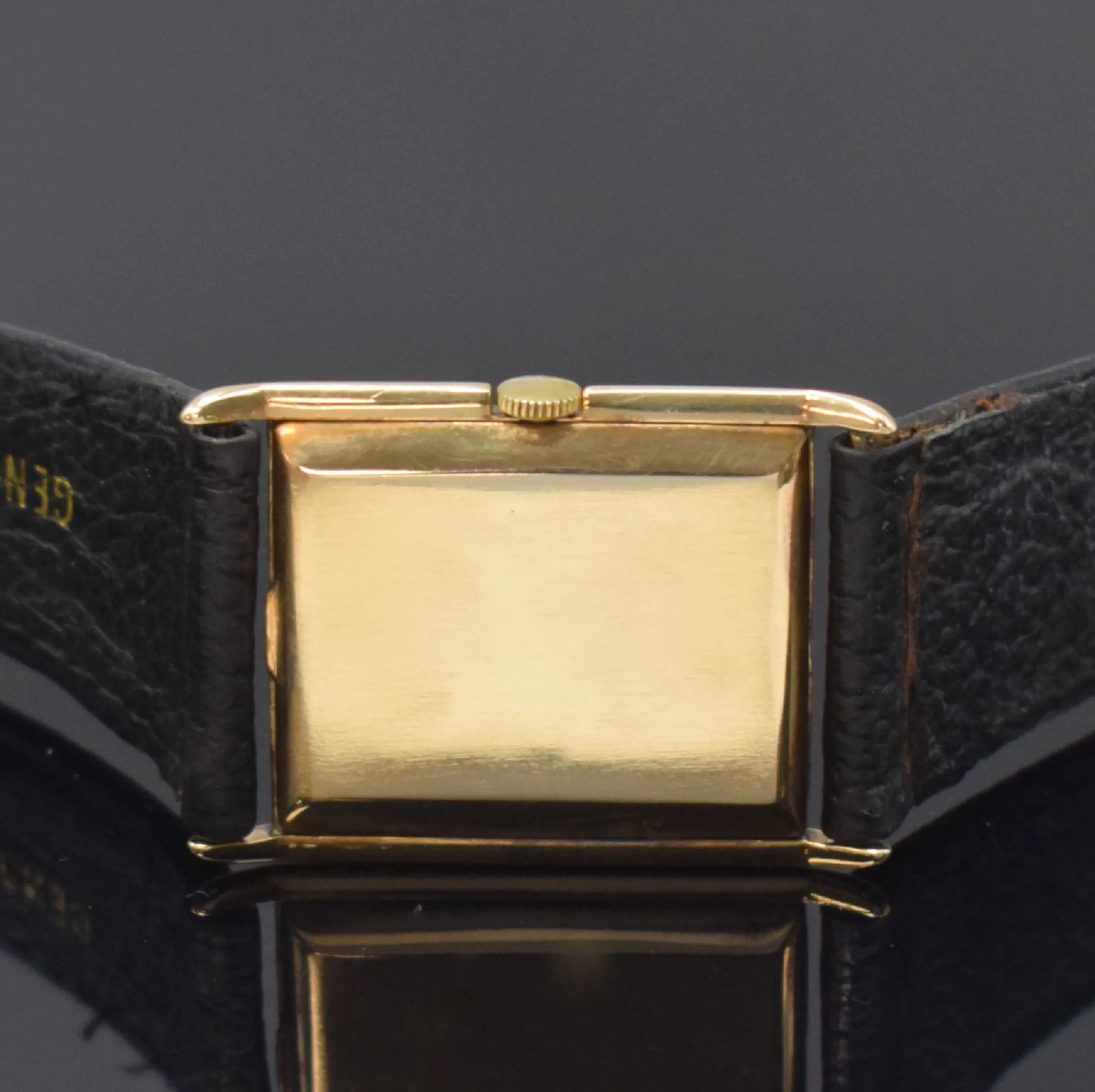 Universal Genève 26.5mm Yellow gold Black 3