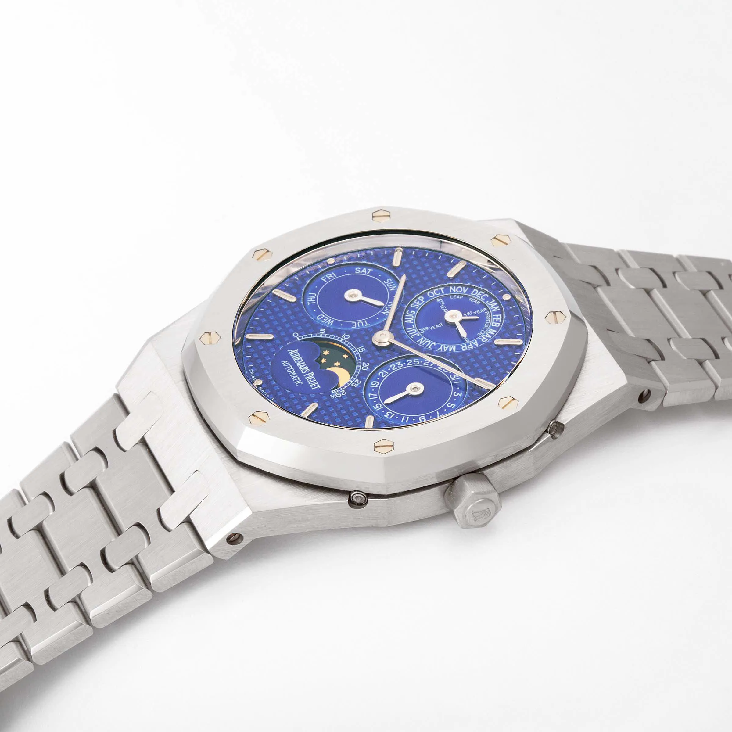 Audemars Piguet Royal Oak Quantieme Perpetual 25820ST 39mm Stainless steel Blue 1