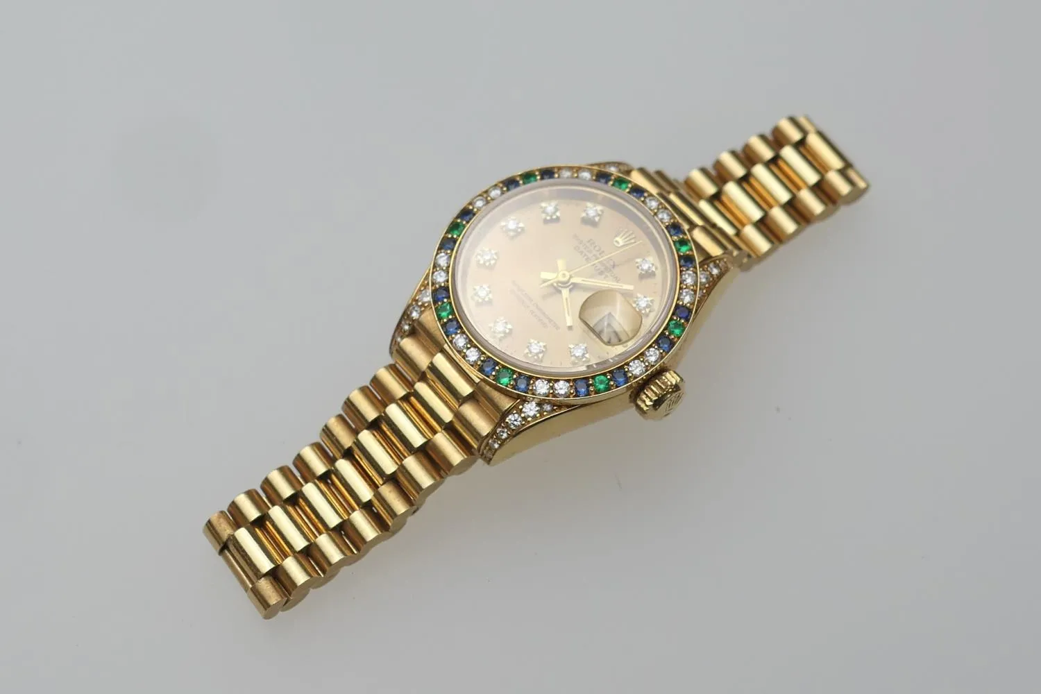 Rolex Lady-Datejust 69038 26mm Yellow gold and Diamond and Emerald Gold-coloured