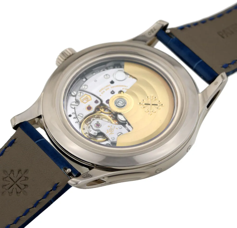 Patek Philippe Annual Calendar 5205G 40mm White gold Blue 3