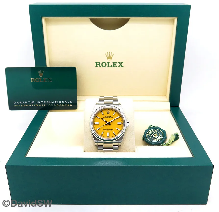 Rolex Oyster Perpetual 36 126000 36mm Stainless steel Yellow 1