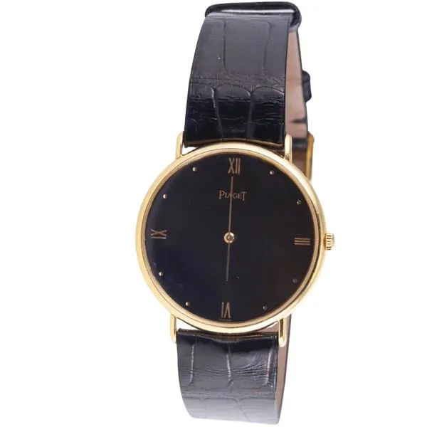 Piaget Classique 80635 31mm Yellow gold Black