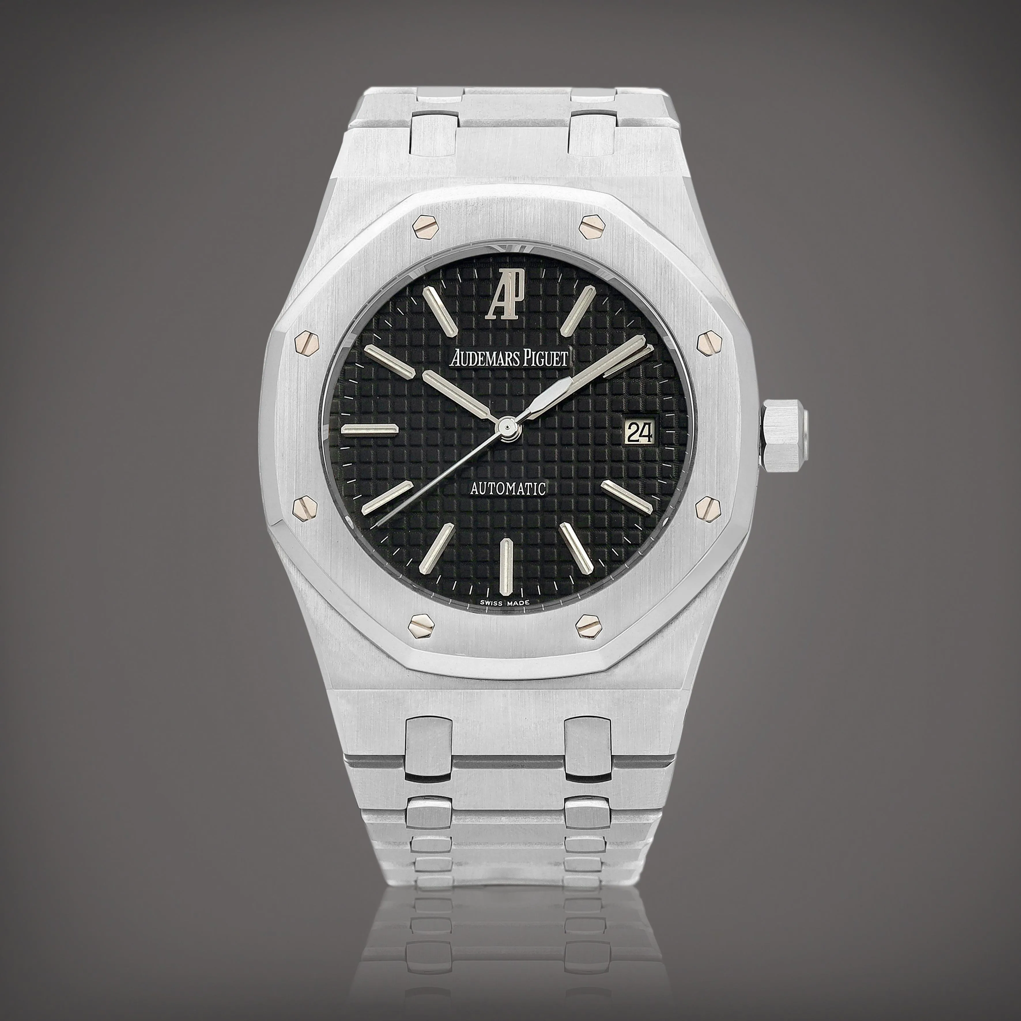 Audemars Piguet Royal Oak 15300ST.OO.1220ST.03 39mm Stainless steel Black