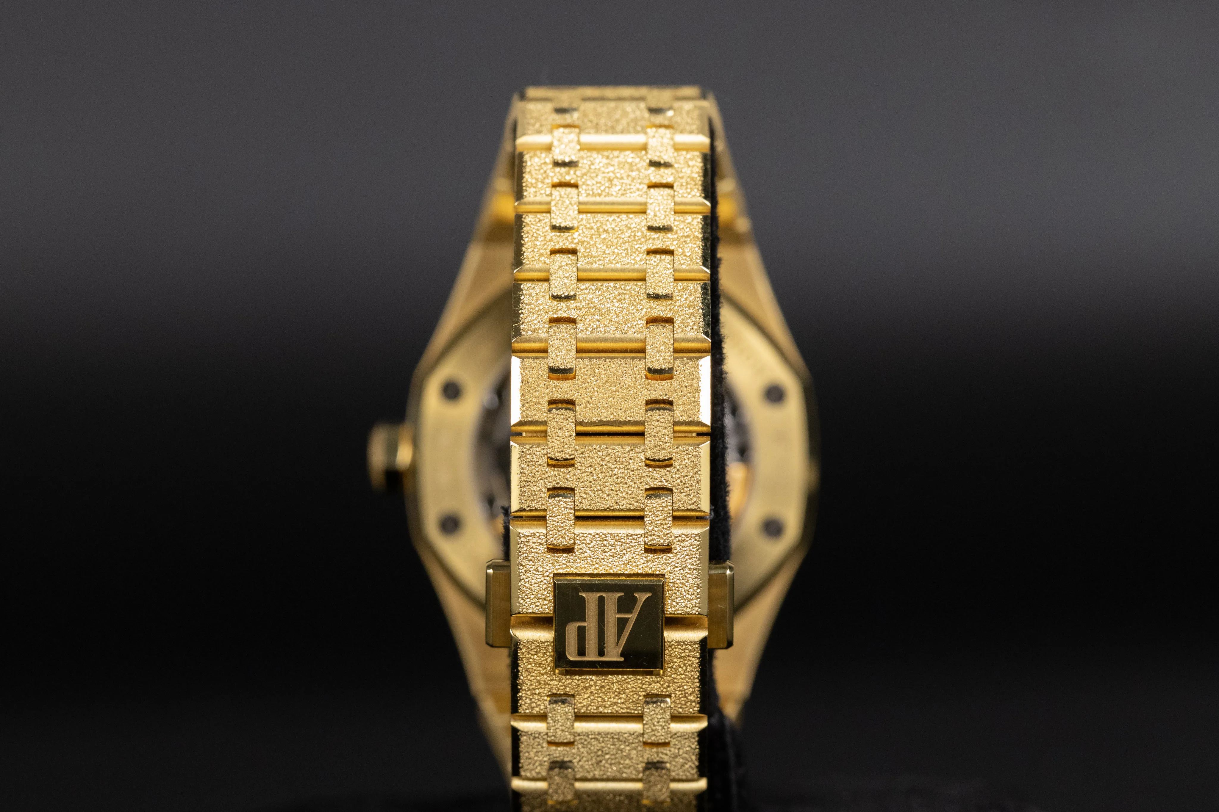 Audemars Piguet Royal Oak 15454BA 37mm Frosted Yellow Gold Mirror 3