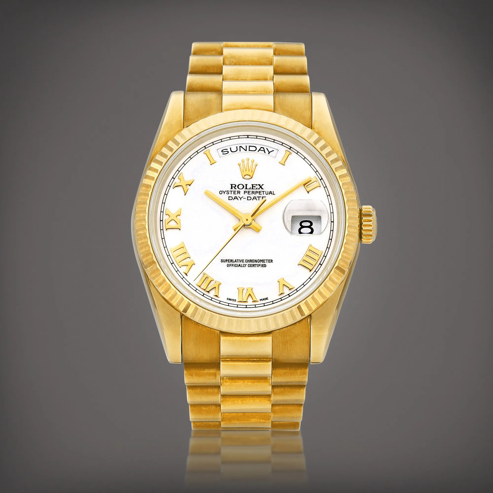 Rolex Day-Date 36 118238 36mm Yellow gold White