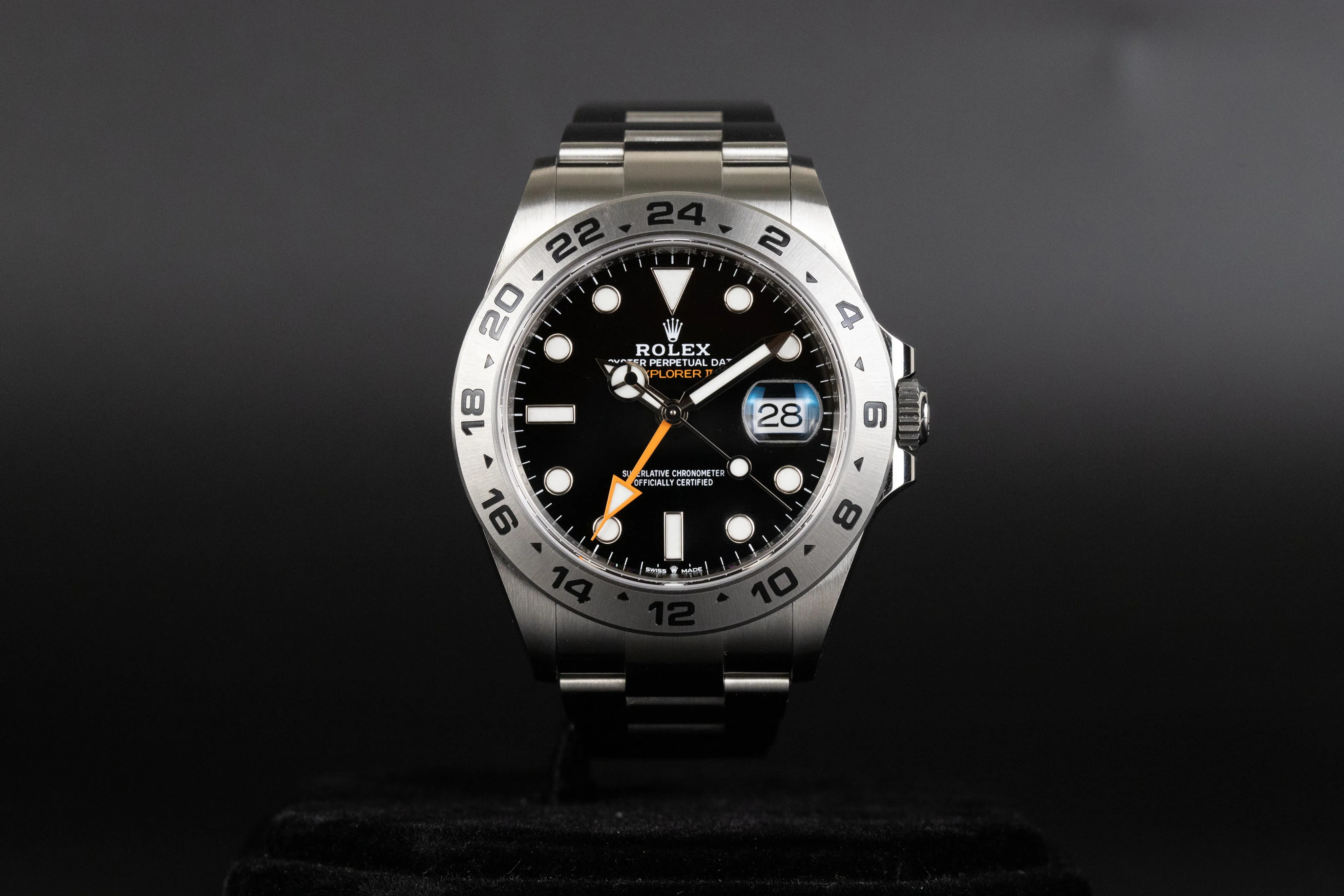 Rolex Explorer II 226570 42mm Stainless steel White