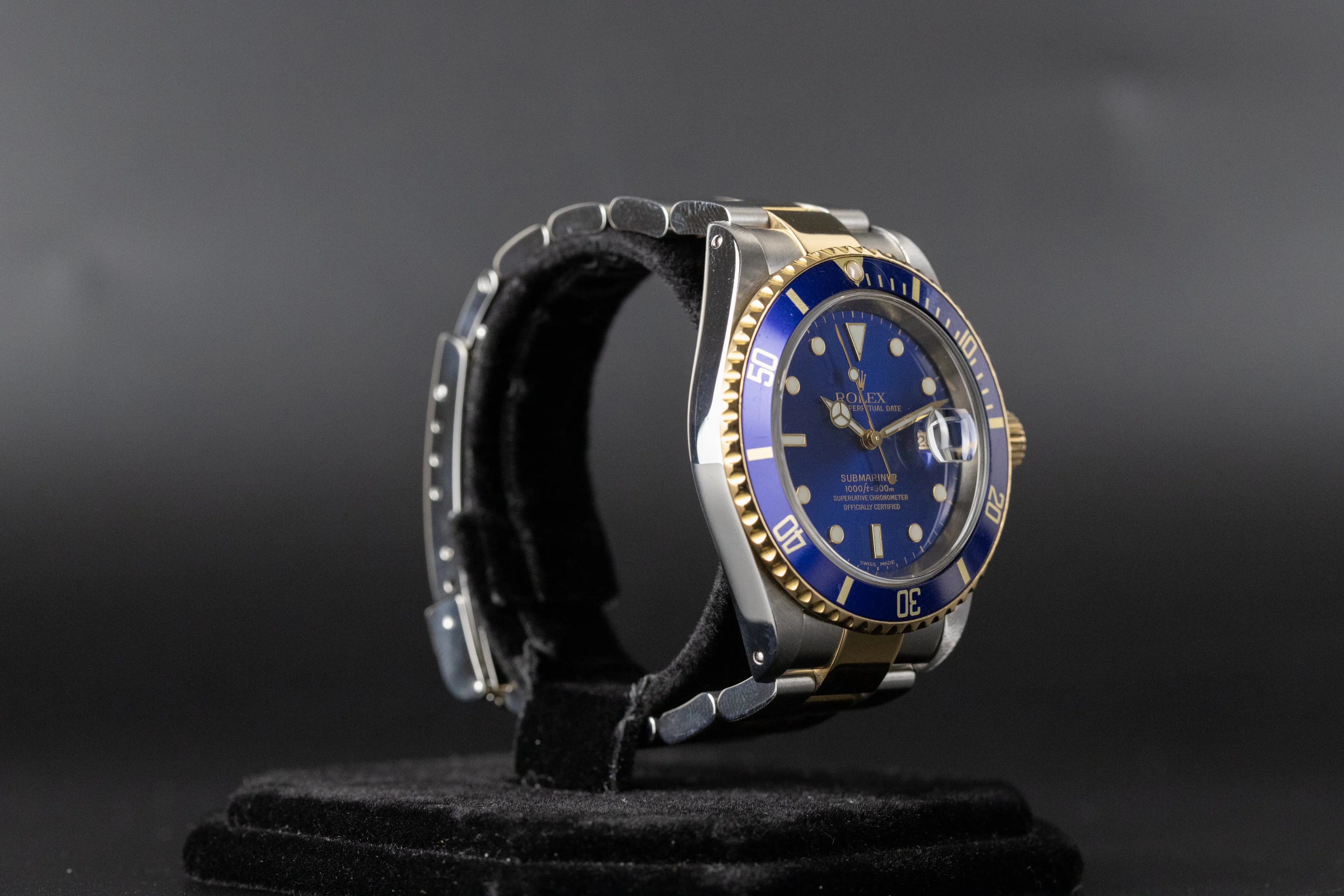 Rolex Submariner 16613 40mm Yellow gold and Stainless steel Blue 2