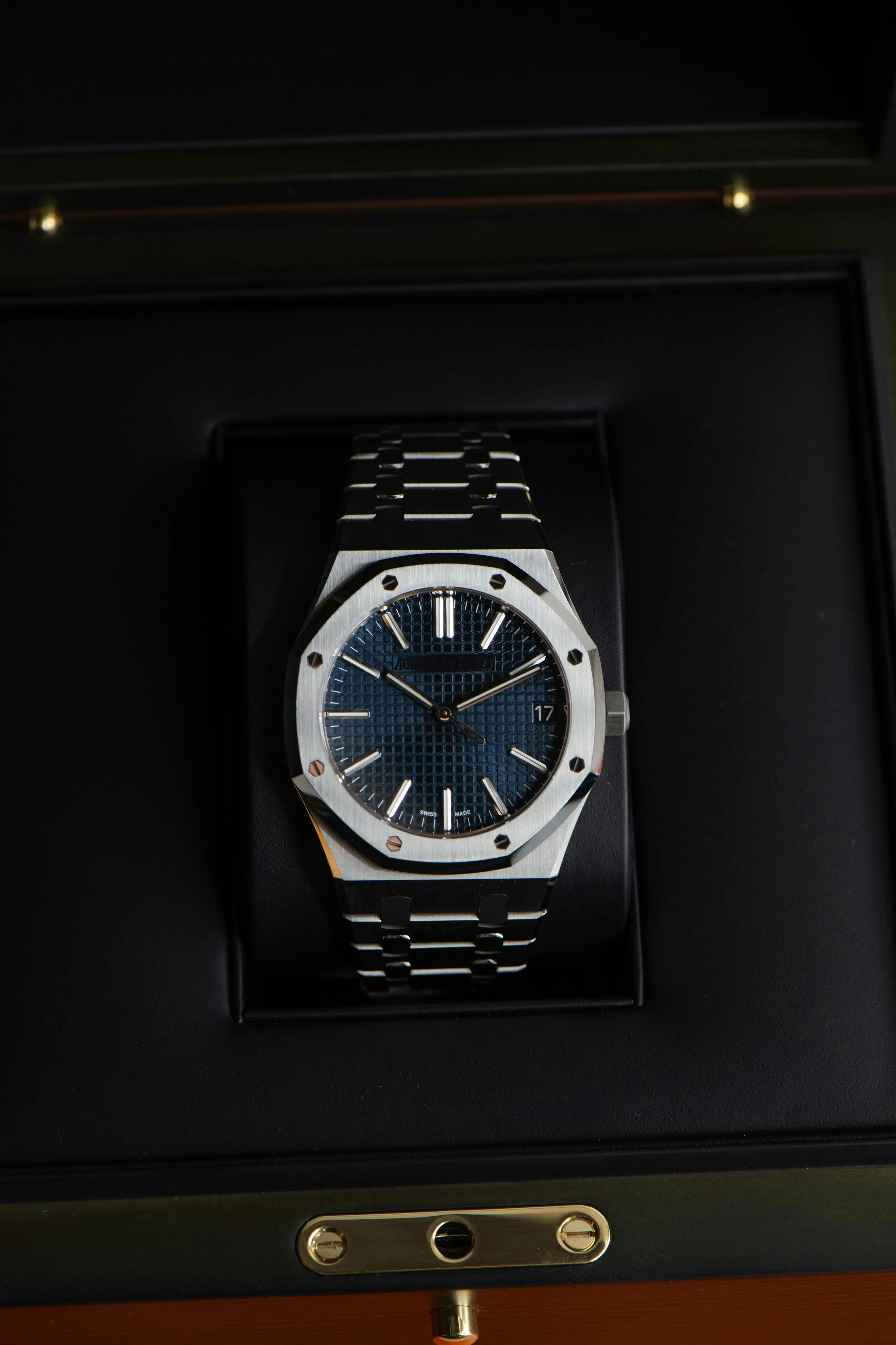 Audemars Piguet Royal Oak 15510ST.OO.1320ST.06 41mm Stainless steel Blue 21