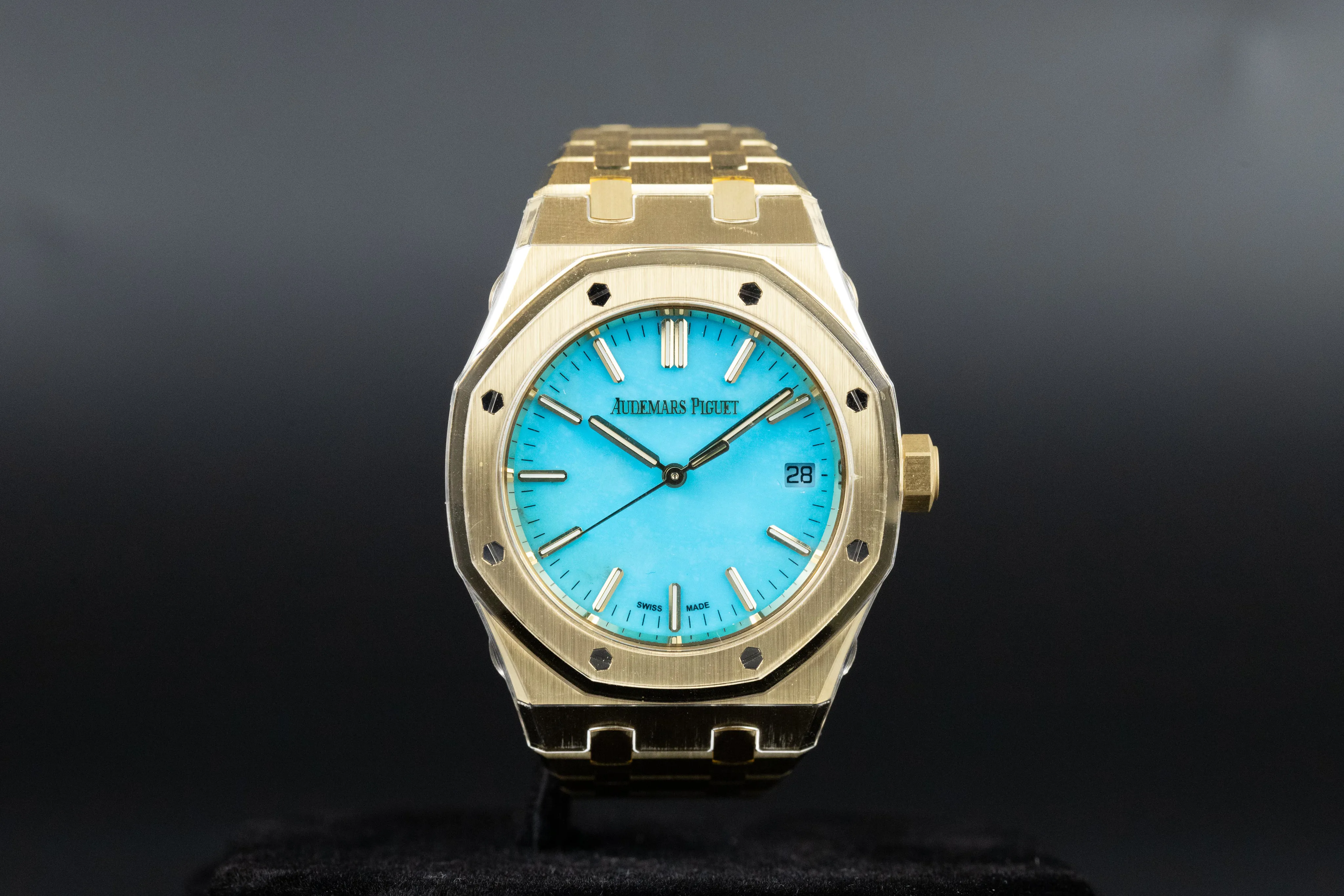 Audemars Piguet Royal Oak 15550BA 37mm Yellow gold Turquoise