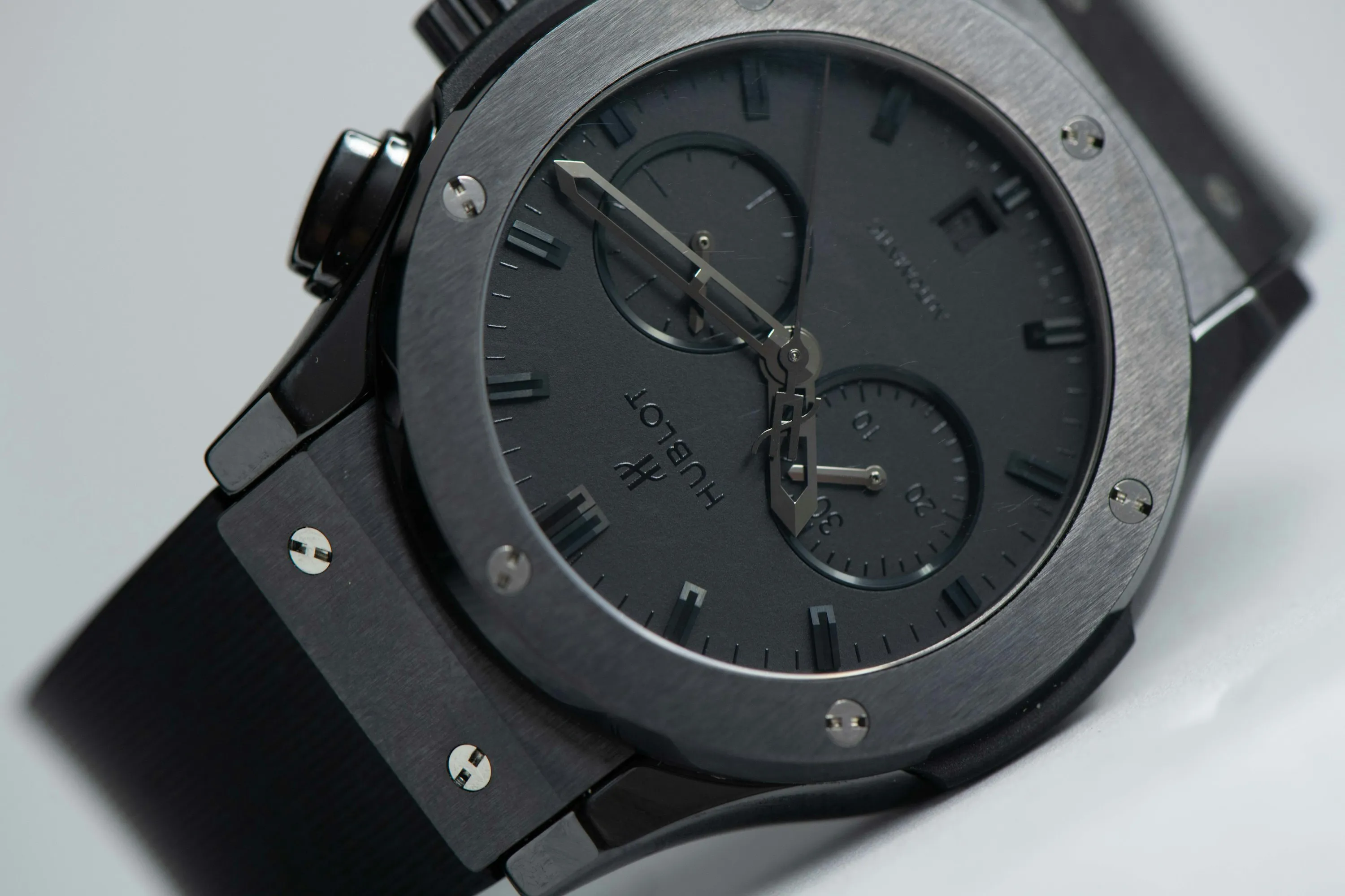 Hublot Classic Fusion Black Magic HU541.CM.1110.RX 42mm Ceramic Black 2