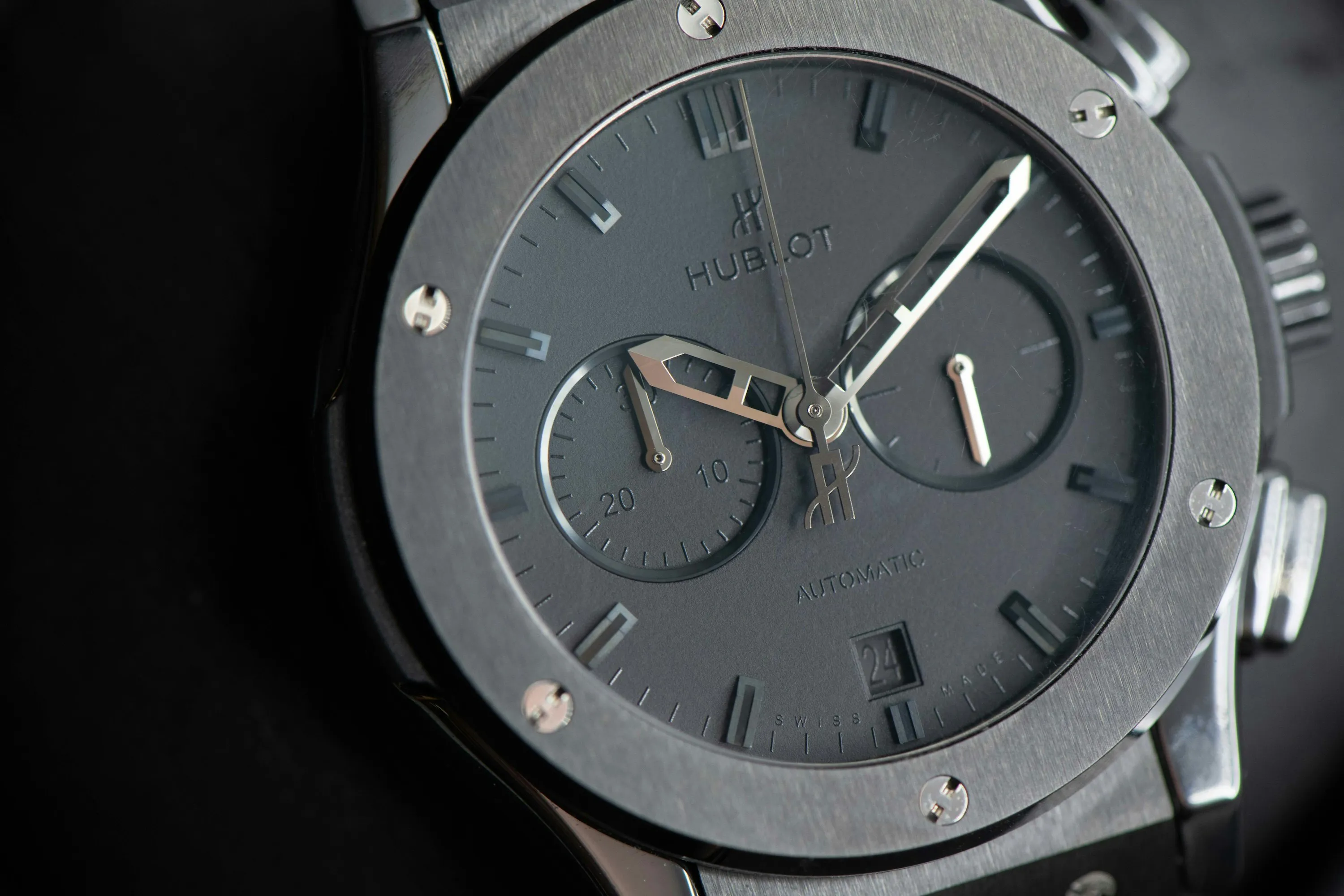 Hublot Classic Fusion Black Magic HU541.CM.1110.RX 42mm Ceramic Black 4