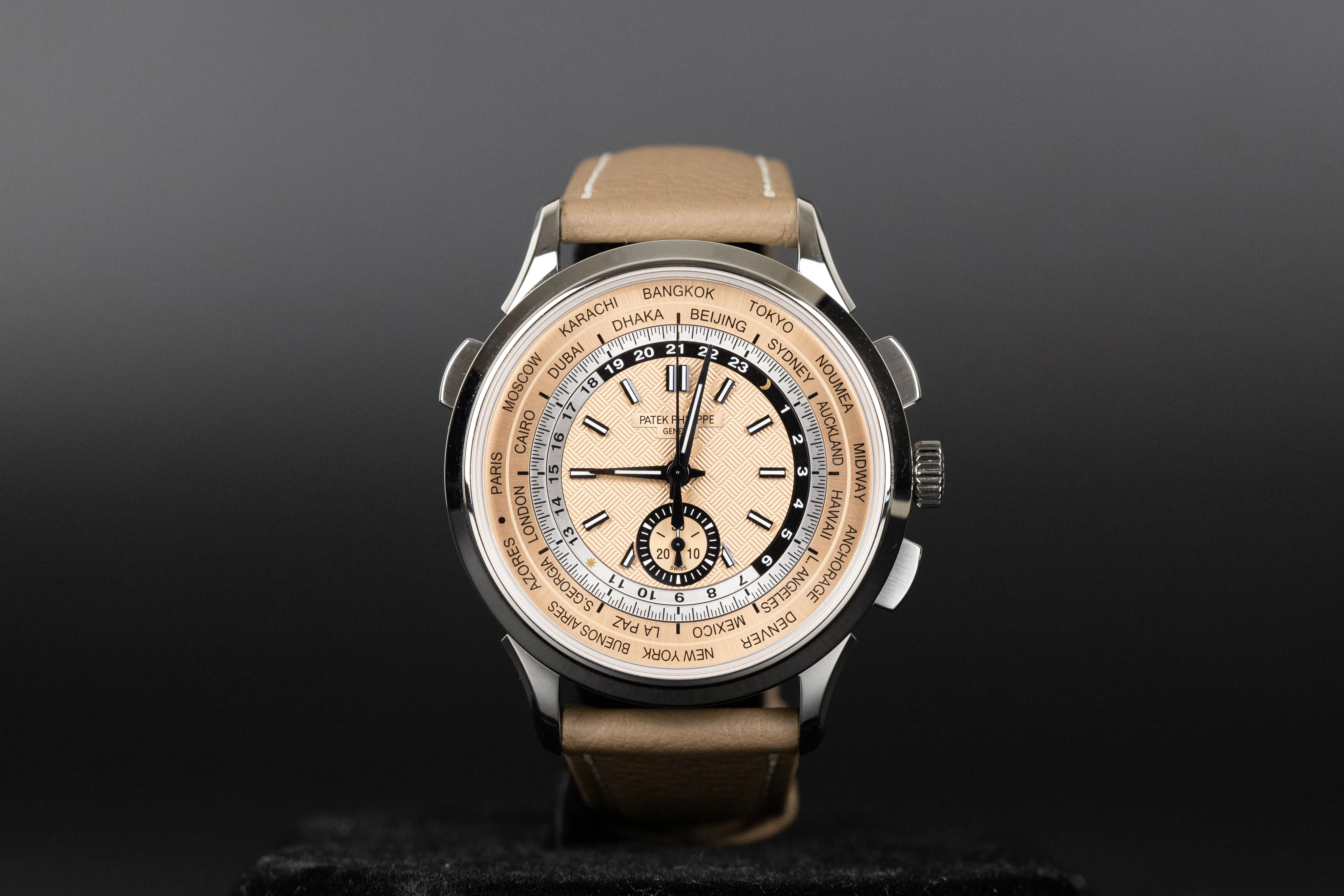 Patek Philippe Complications 5935A 41mm Stainless steel Rose and Gilt