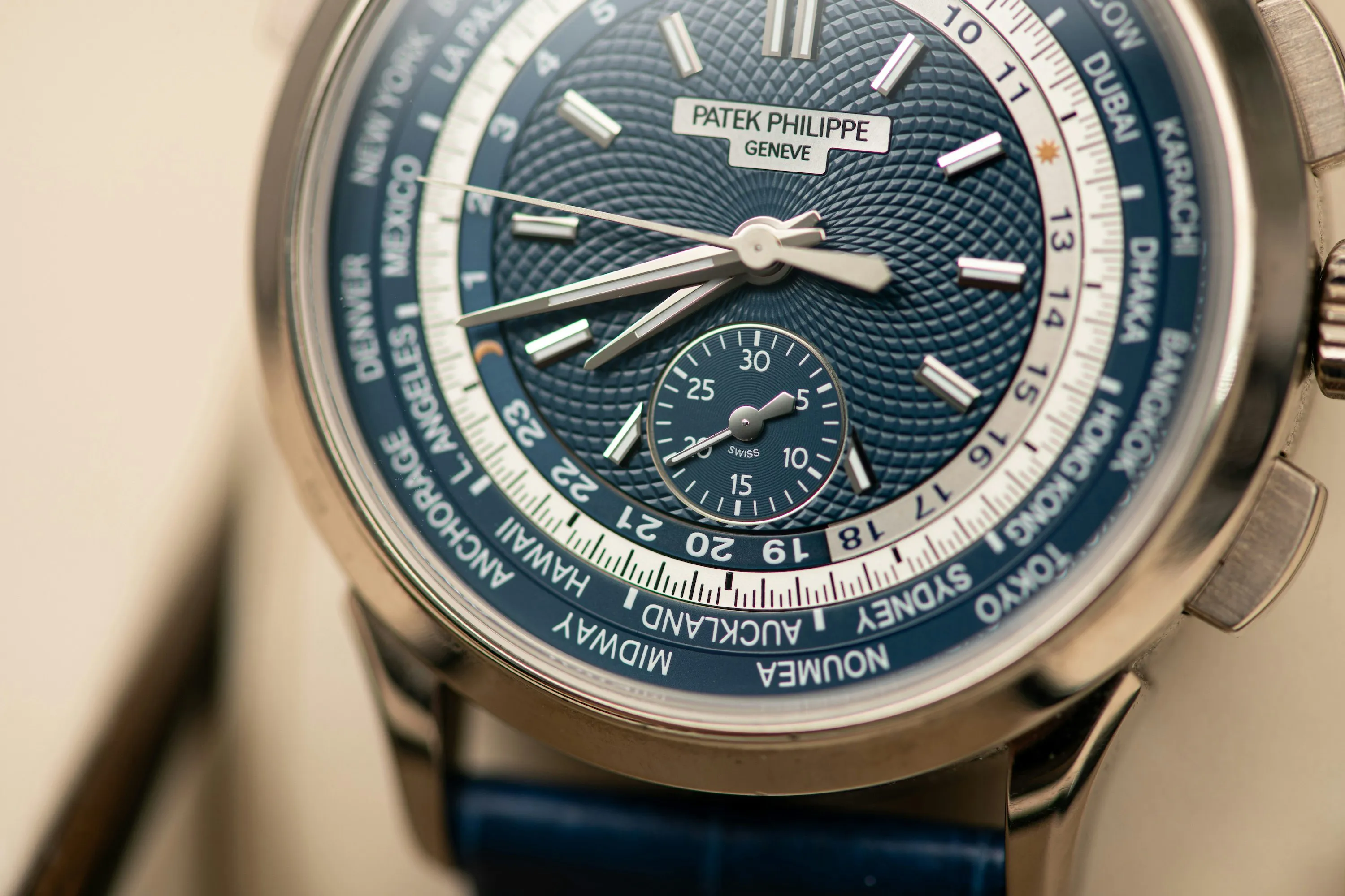 Patek Philippe World Time Chronograph 5930G 39.5mm White gold Blue 12