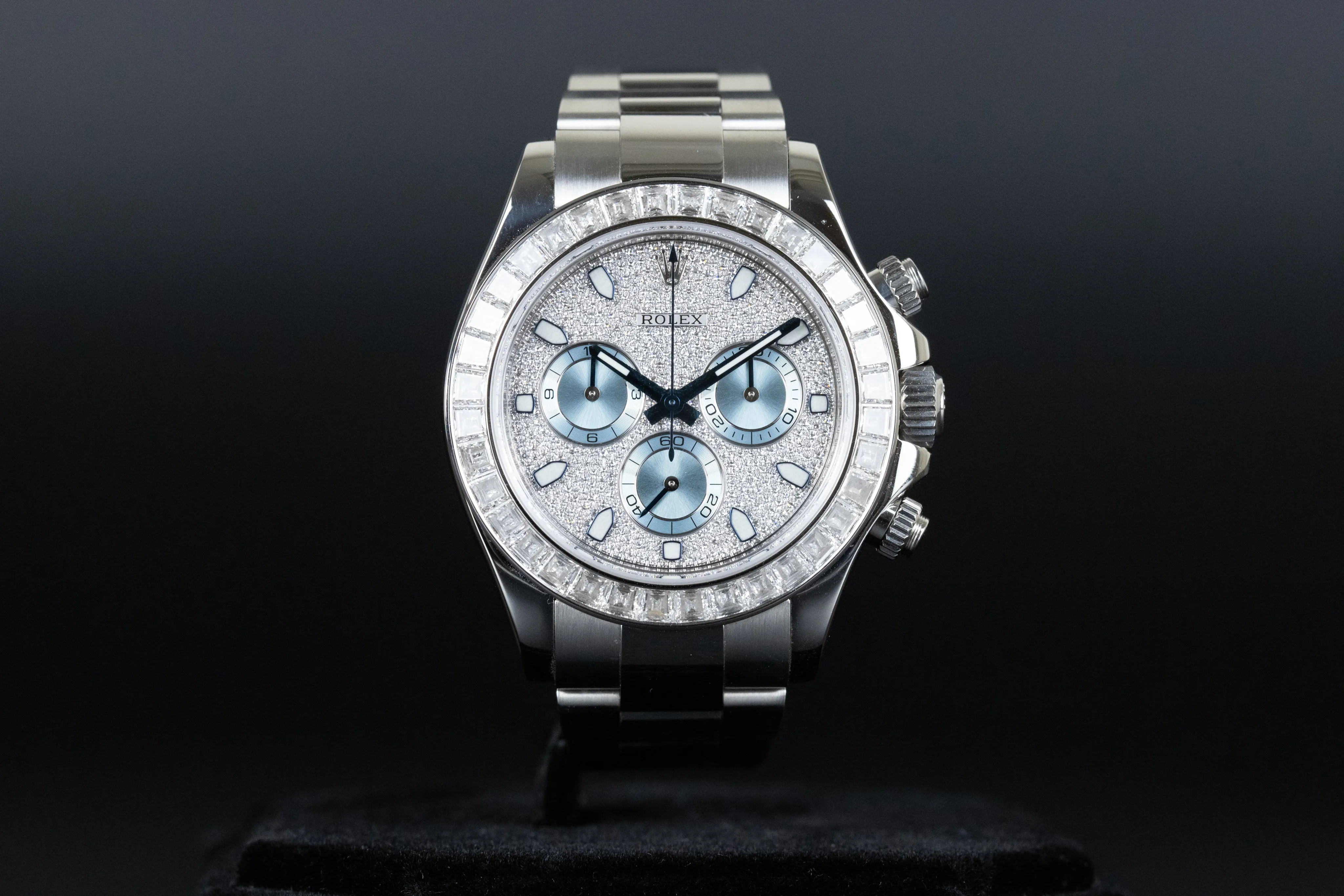 Rolex Daytona 116576TBR 40mm Platinum Paved