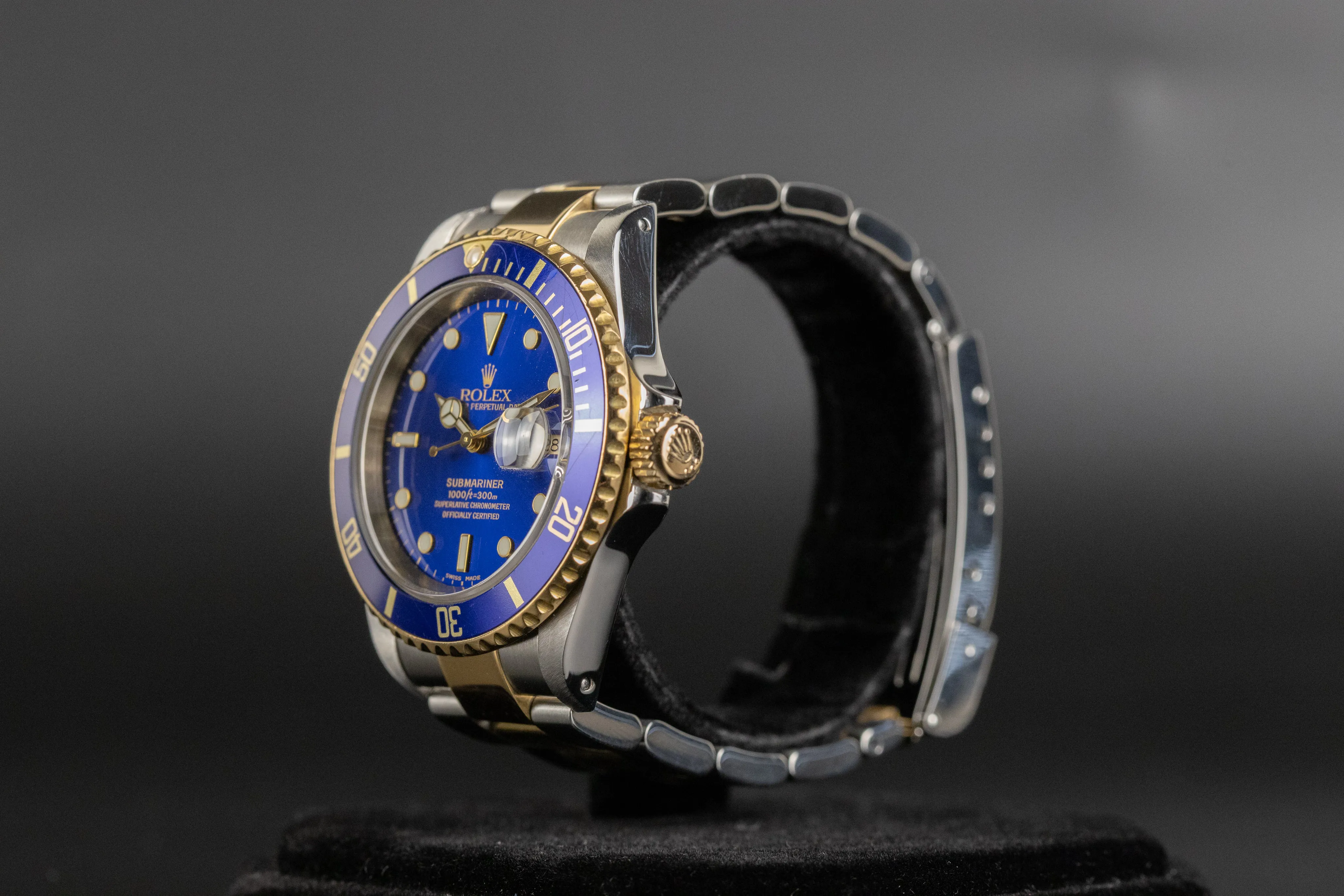 Rolex Submariner 16613 40mm Yellow gold and Stainless steel Blue 1