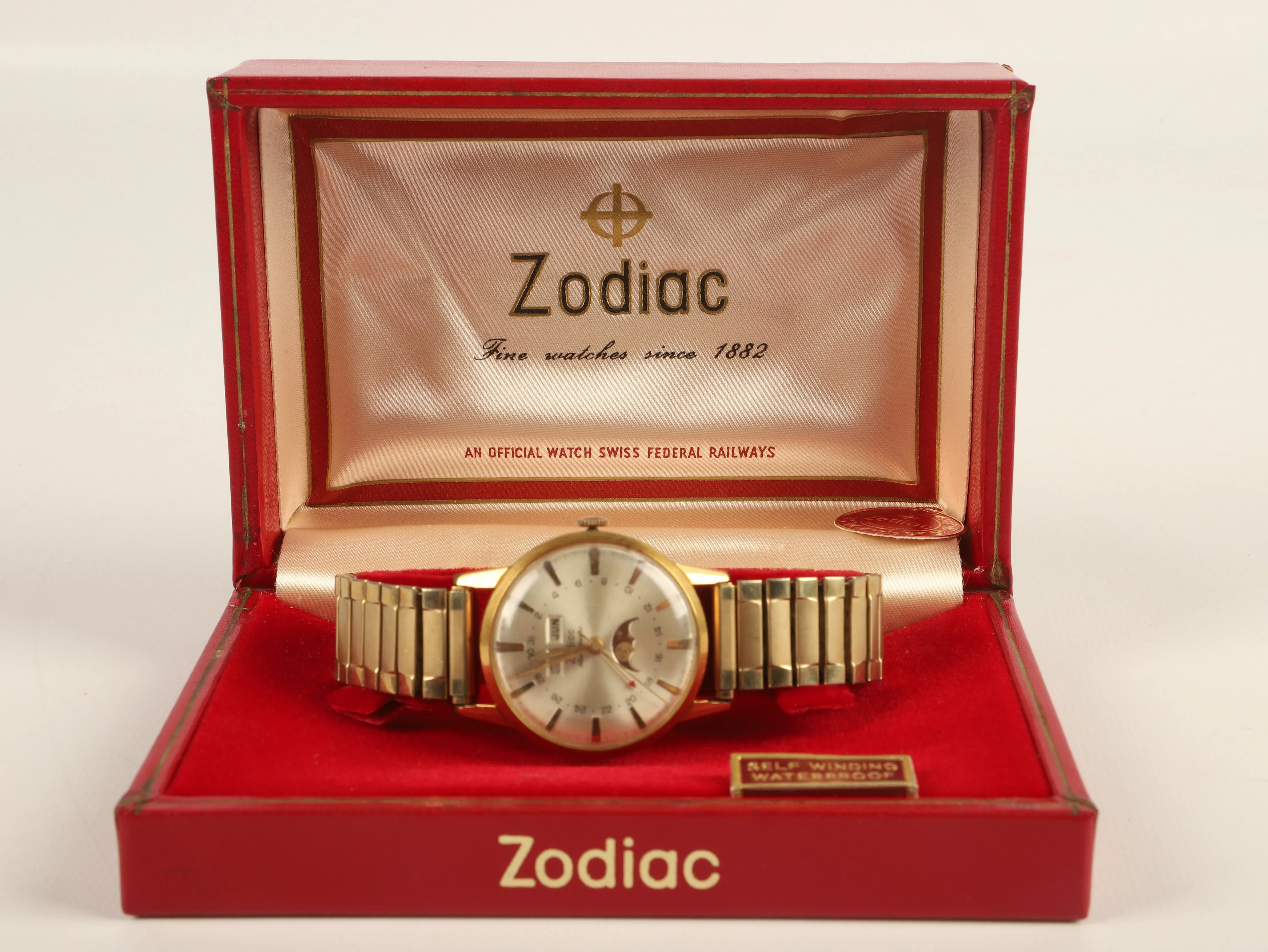 Zodiac 34mm Yellow gold 2