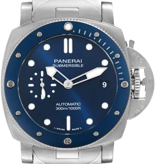 Panerai Submersible PAM01068 Stainless steel Blue