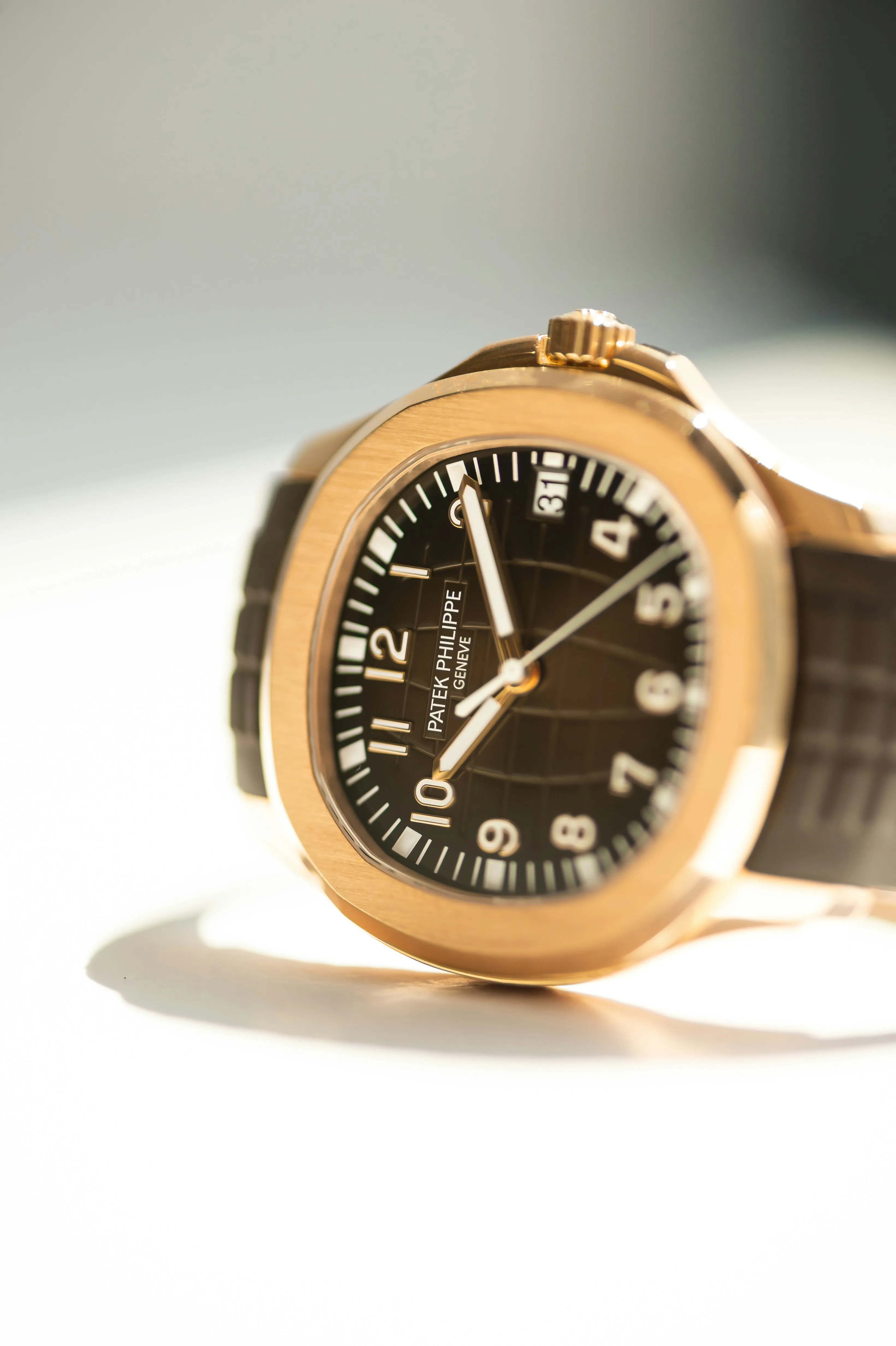 Patek Philippe Aquanaut 5167R-001 40.8mm Rose gold Brown 4