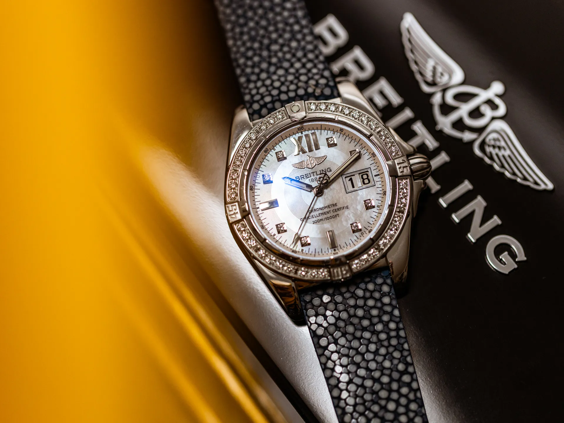 Breitling Cockpit A4935053 39mm Stainless steel Mother-of-pearl 1