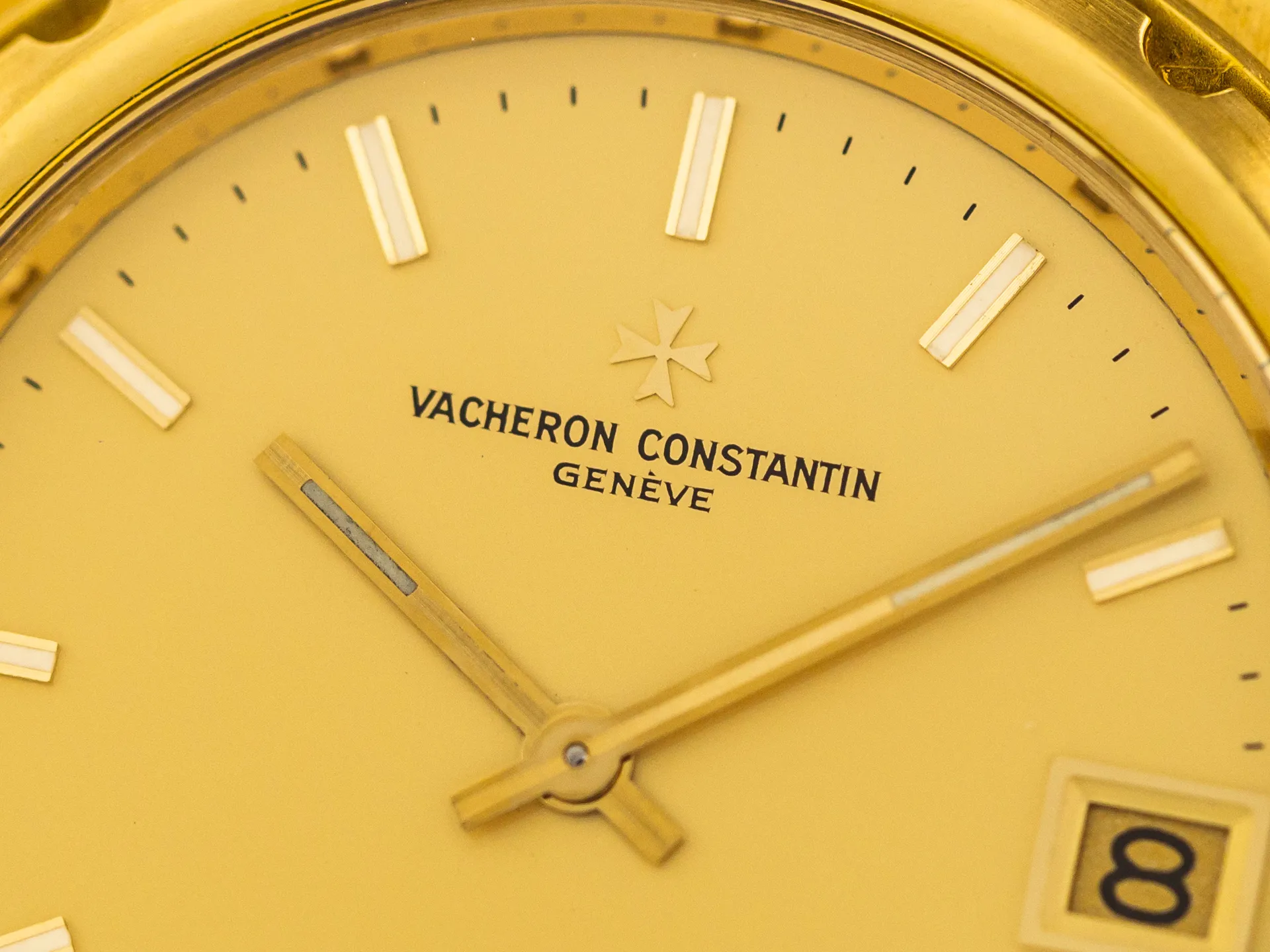 Vacheron Constantin 222 44018 37.1mm Yellow gold Gold 2