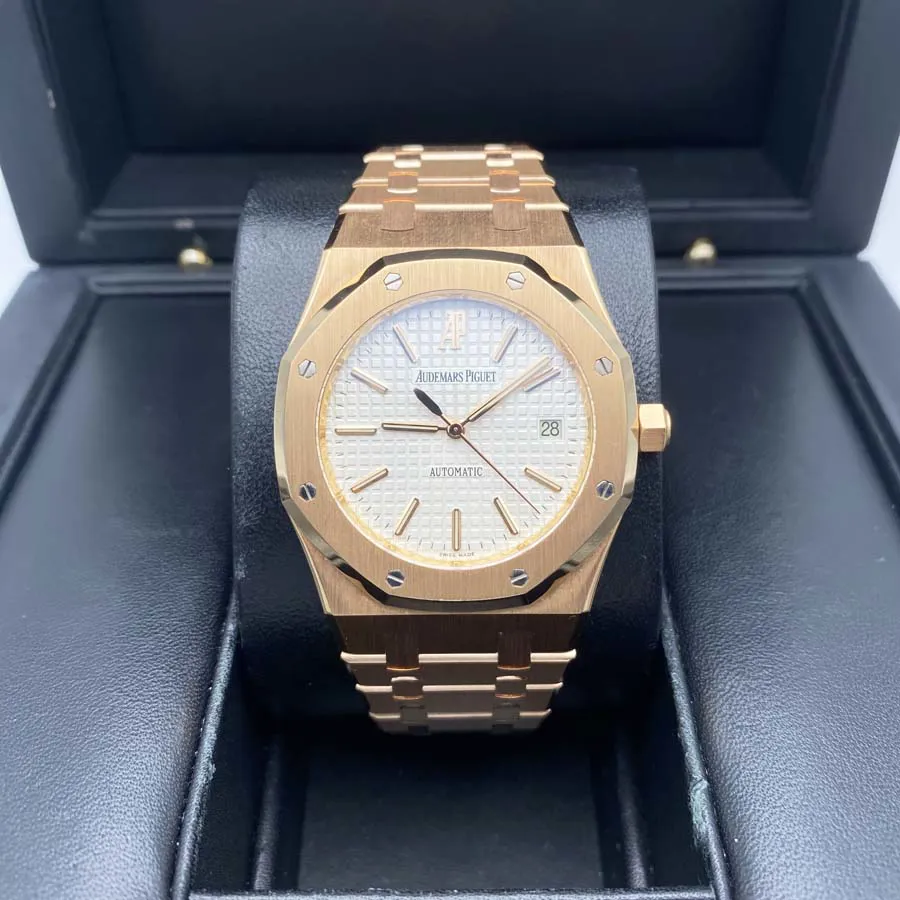 Audemars Piguet Royal Oak 15300OR 39mm Rose gold White 1