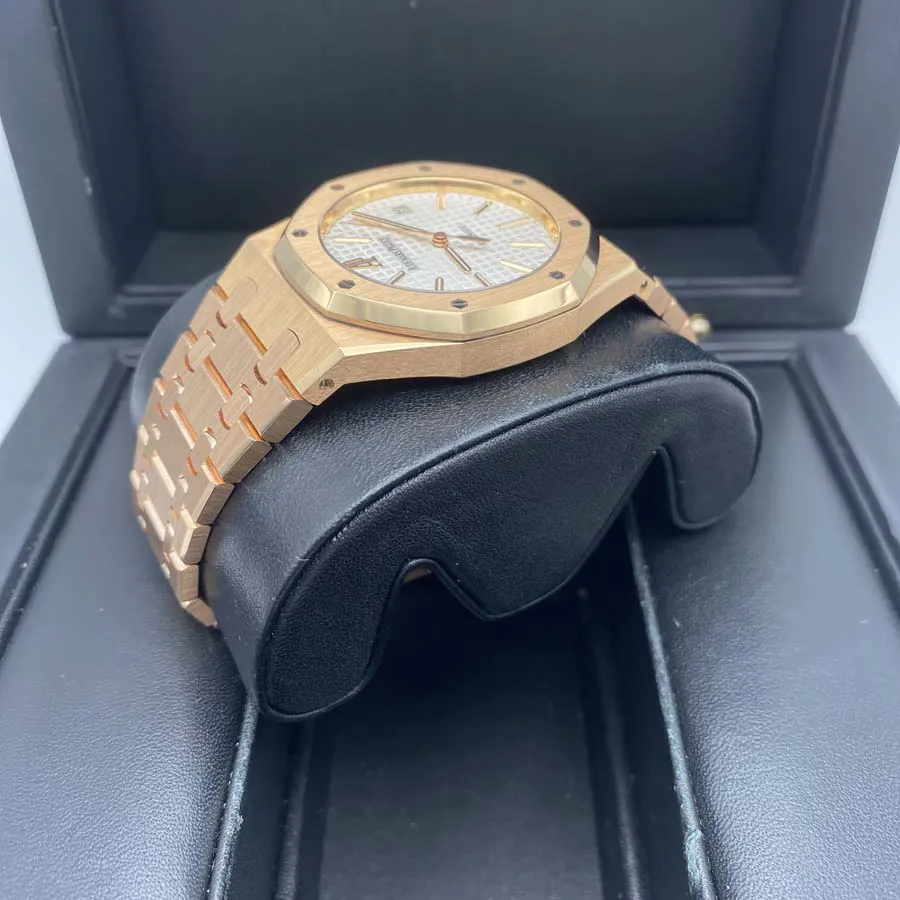 Audemars Piguet Royal Oak 15300OR 39mm Rose gold White 4