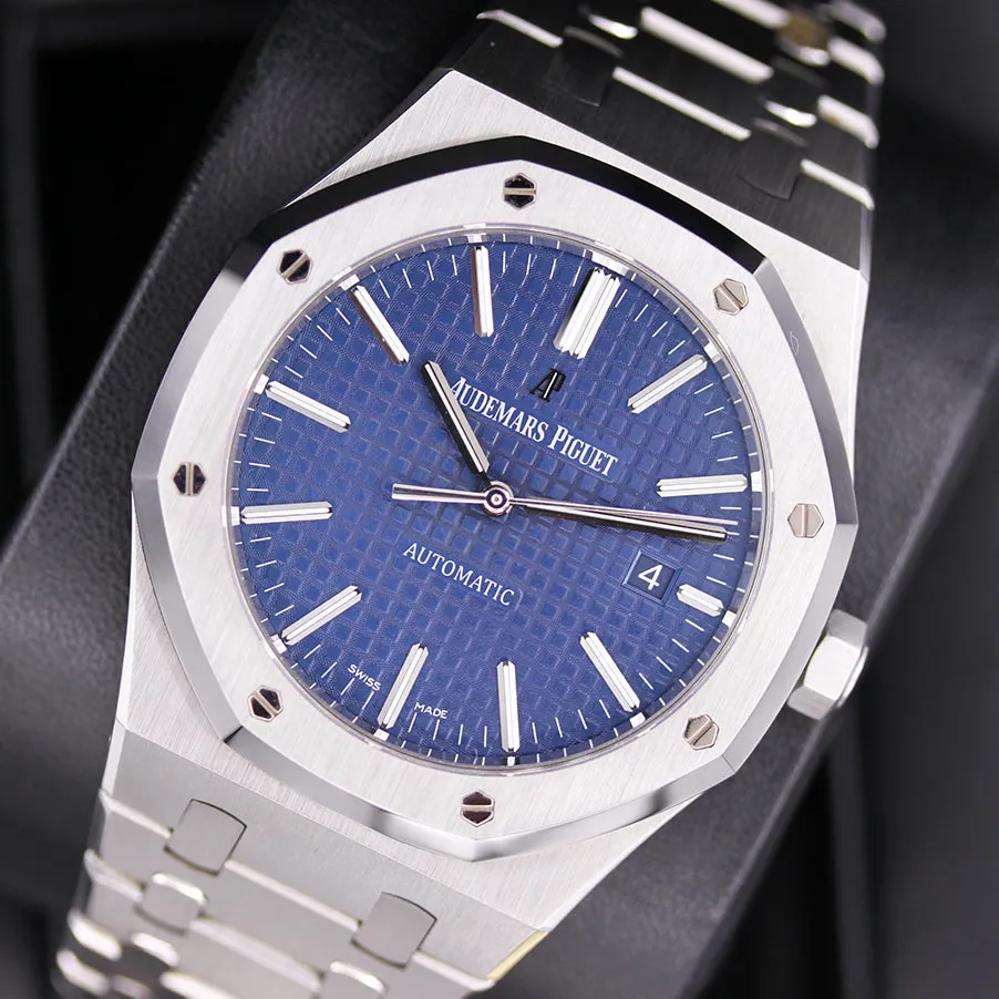 Audemars Piguet Royal Oak 15400ST.OO.1220ST.03 41mm Stainless steel Blue 2