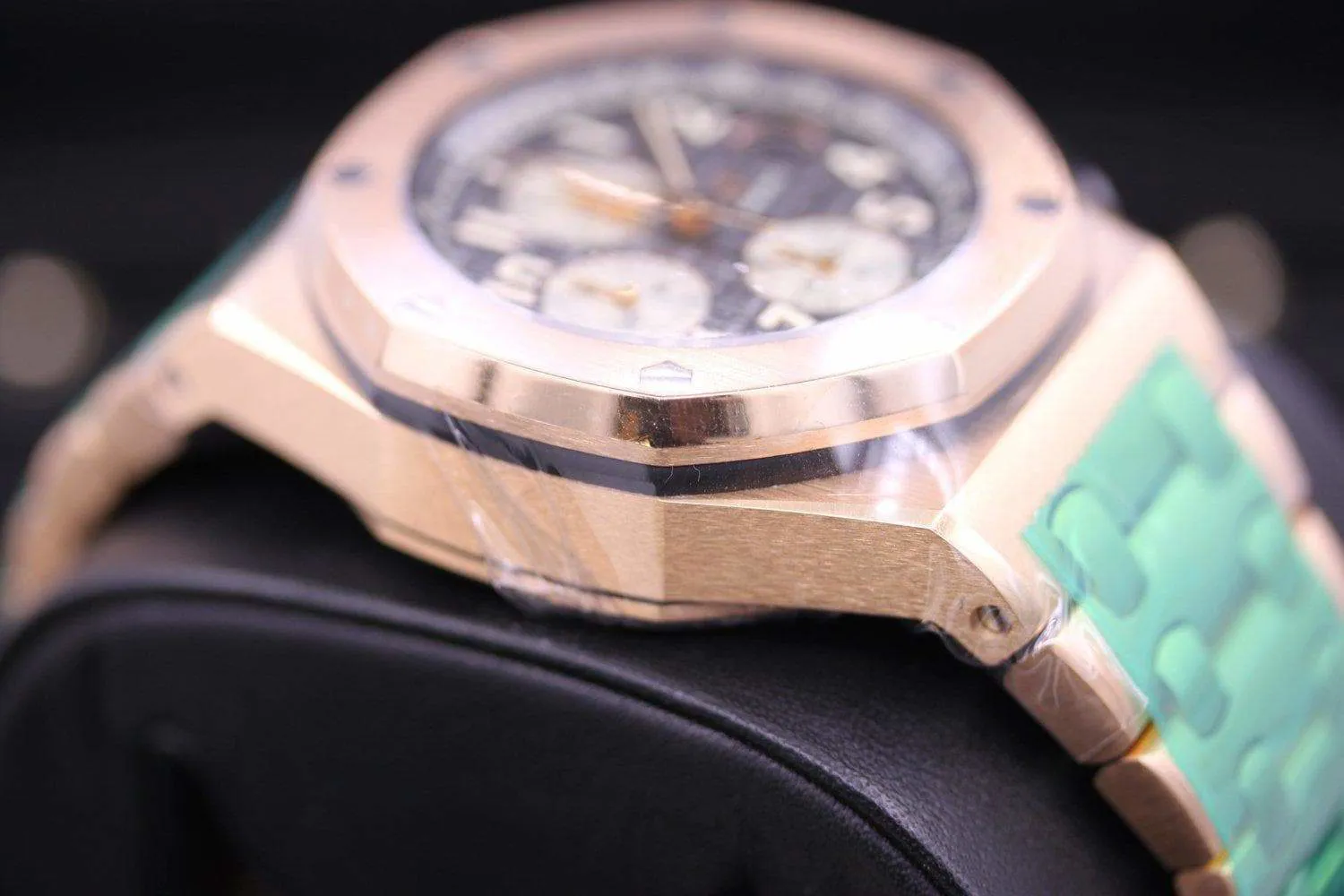 Audemars Piguet Royal Oak Offshore 26470OR.OO.1000OR.02 42mm Rose gold Gray 4